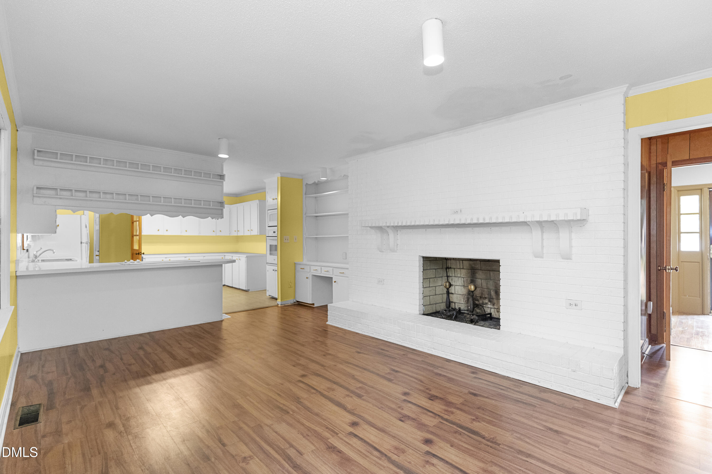 700 E Harnett Street Property Photo 29