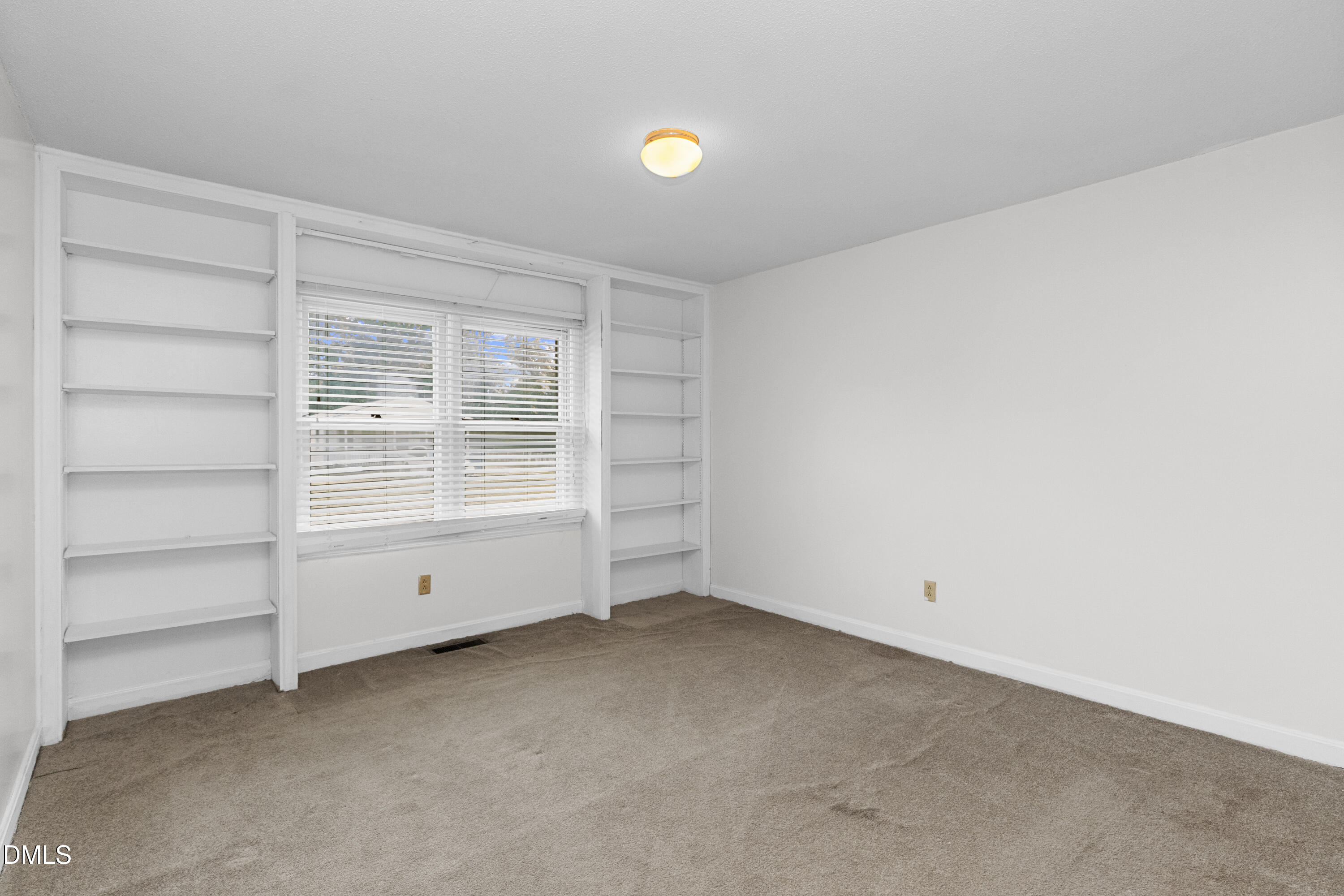 700 E Harnett Street Property Photo 51