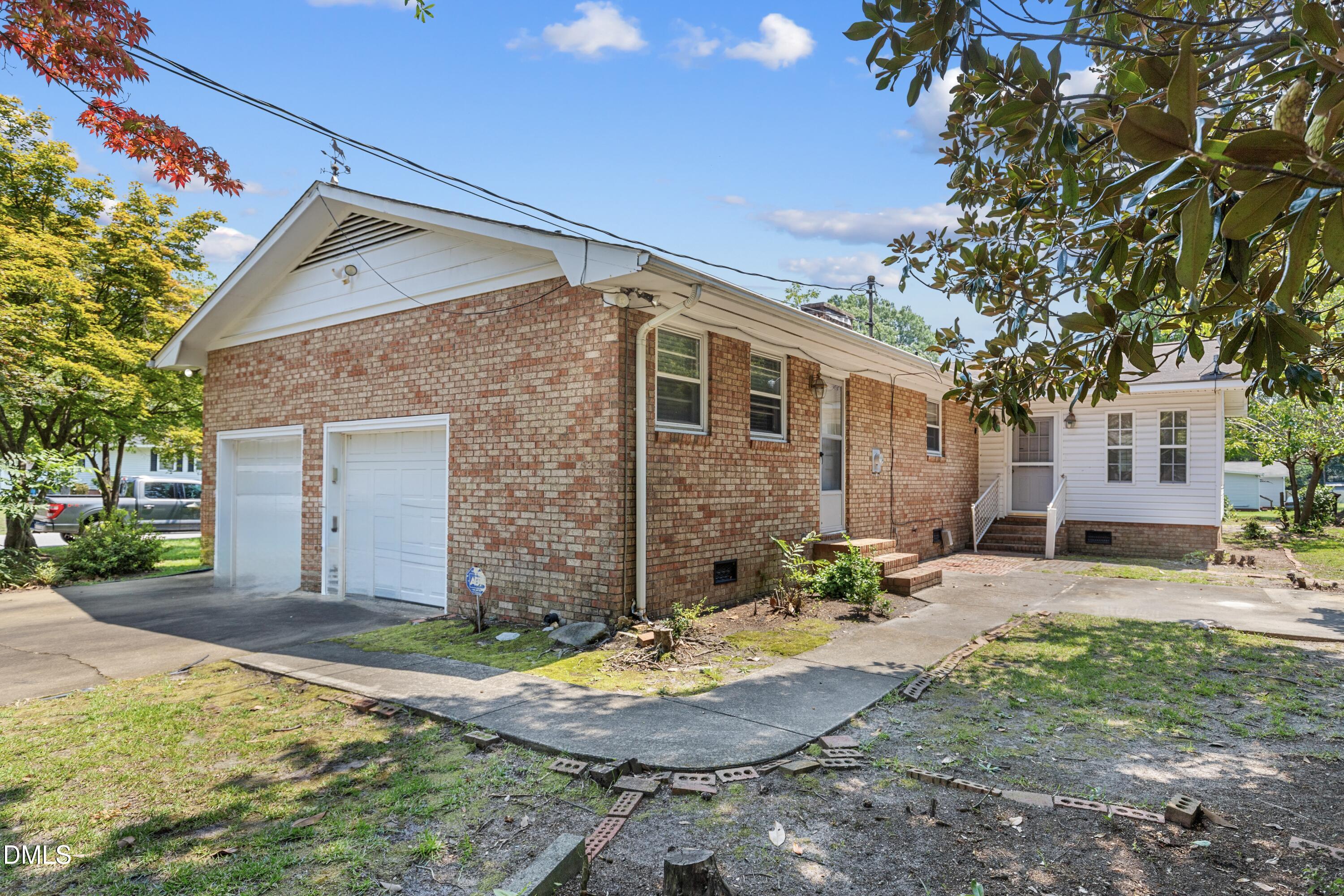 700 E Harnett Street Property Photo 60