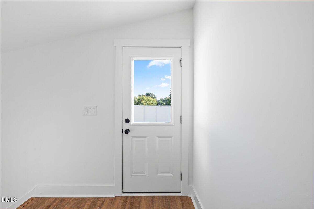 1512 E Jones Street Property Photo 58