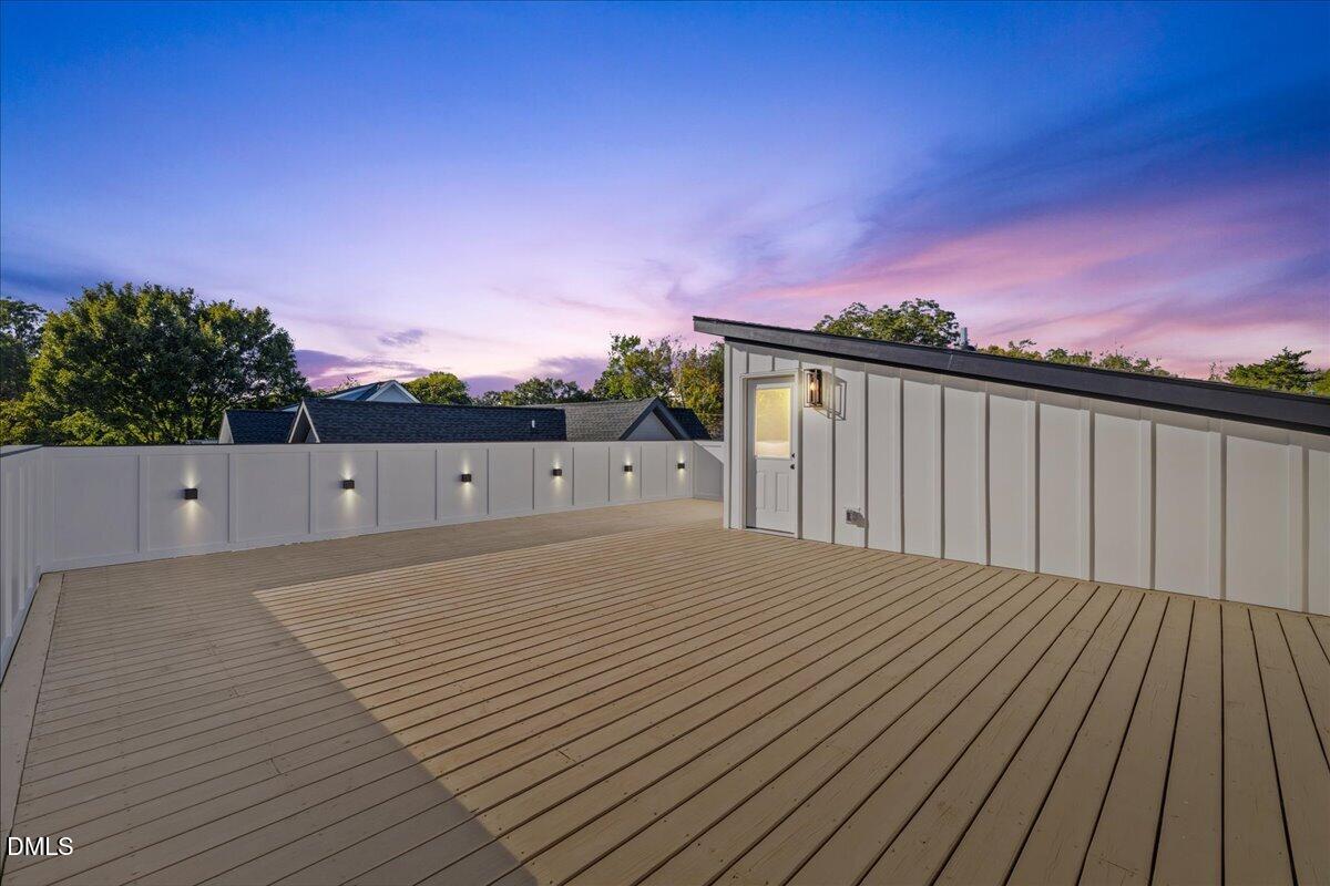 1512 E Jones Street Property Photo 61