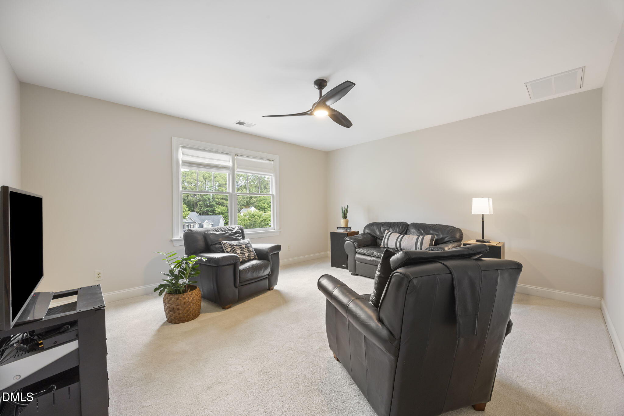 109 Menteith Court Property Photo 20