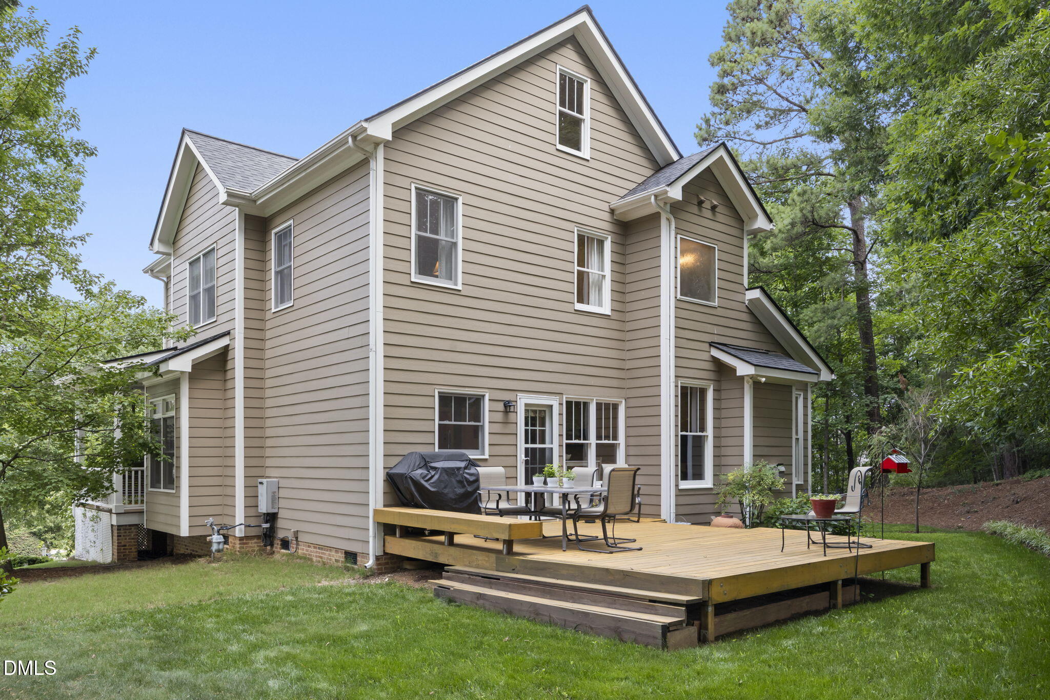 109 Menteith Court Property Photo 38