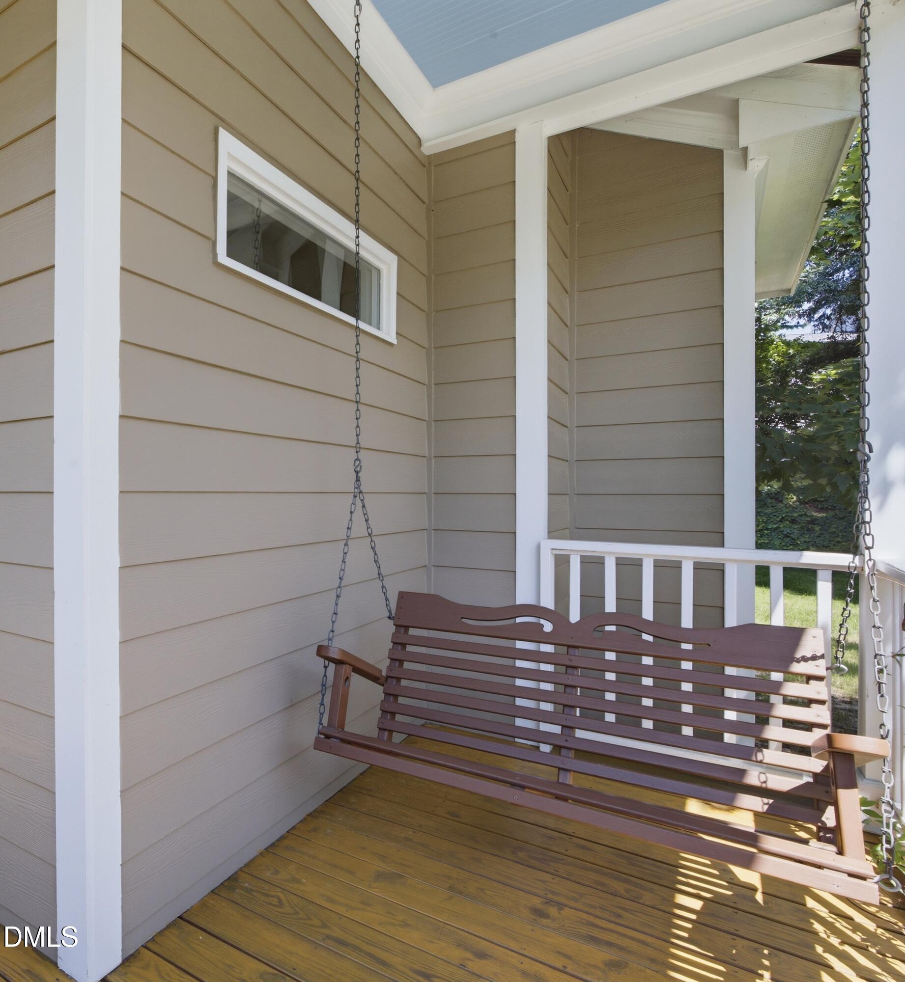 109 Menteith Court Property Photo 42