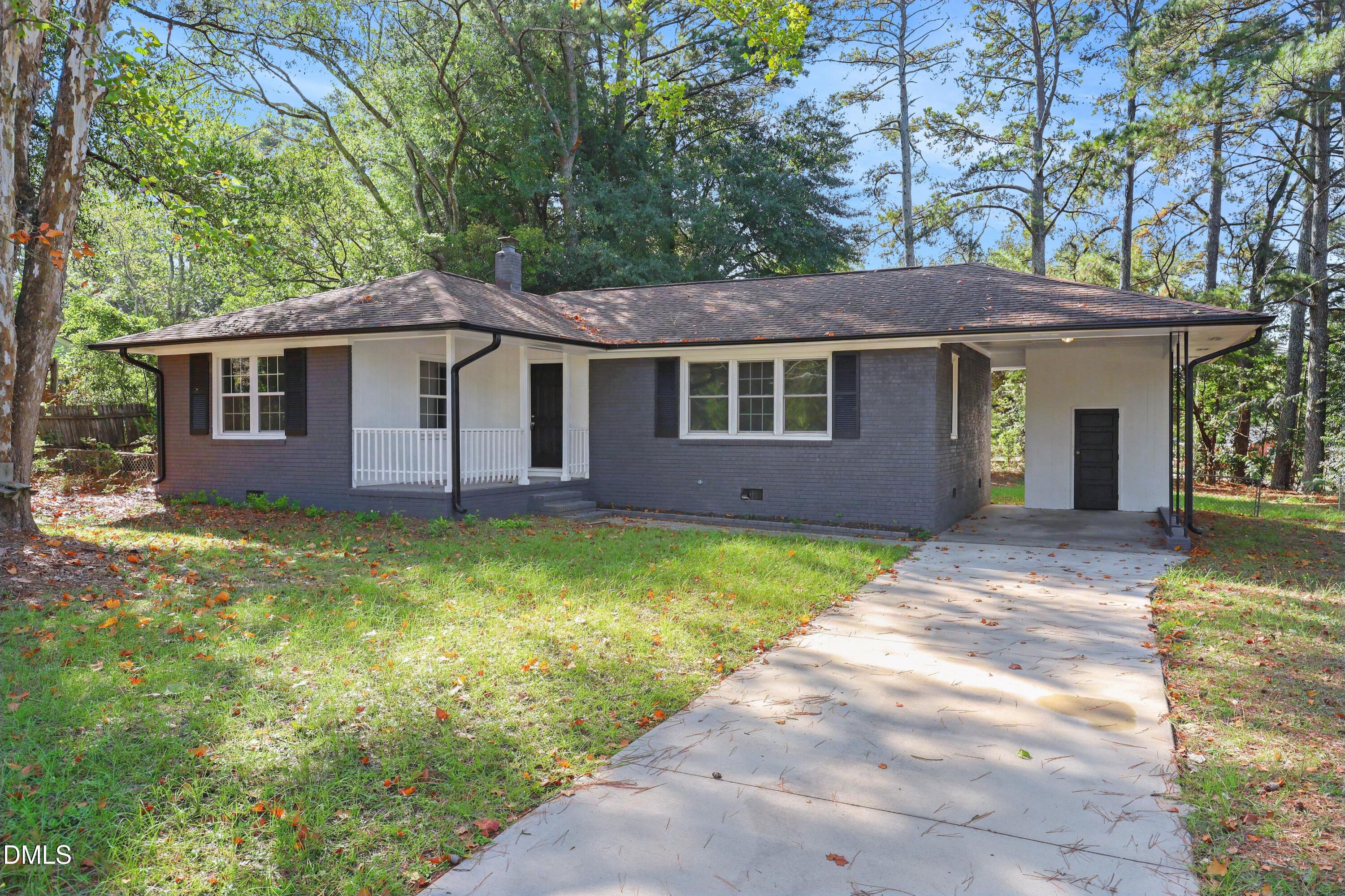 1726 Wayne Lane Property Photo 1