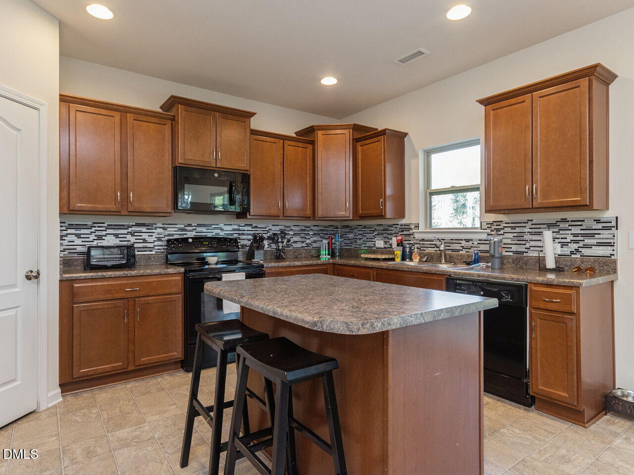 1225 Chimney Ridge Drive Property Photo 2