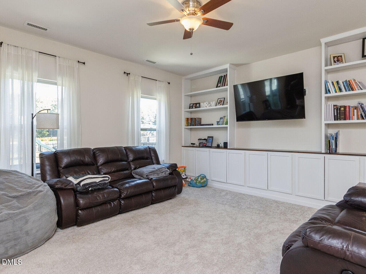 1225 Chimney Ridge Drive Property Photo 8