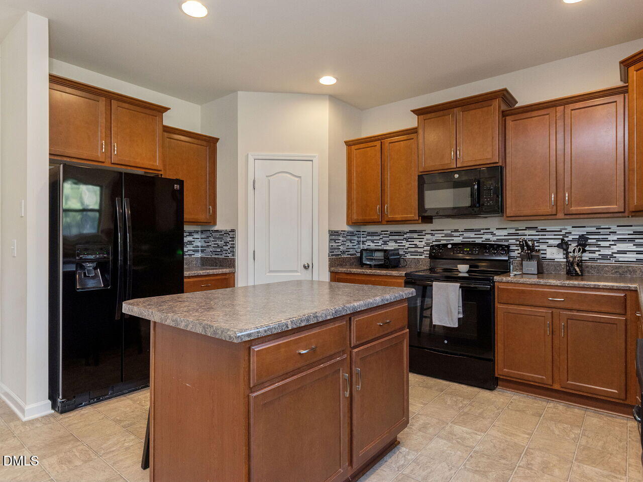 1225 Chimney Ridge Drive Property Photo 12