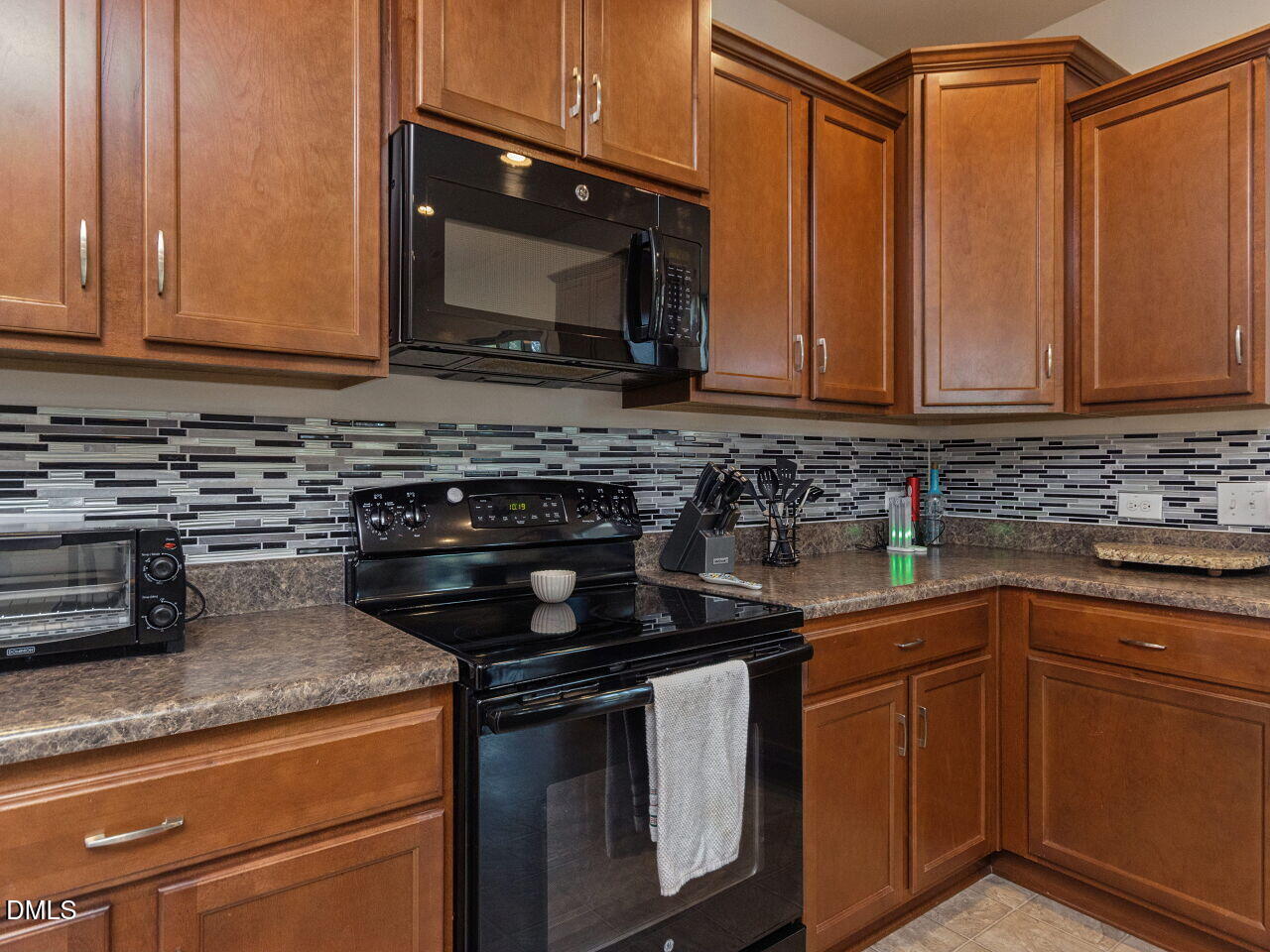 1225 Chimney Ridge Drive Property Photo 13