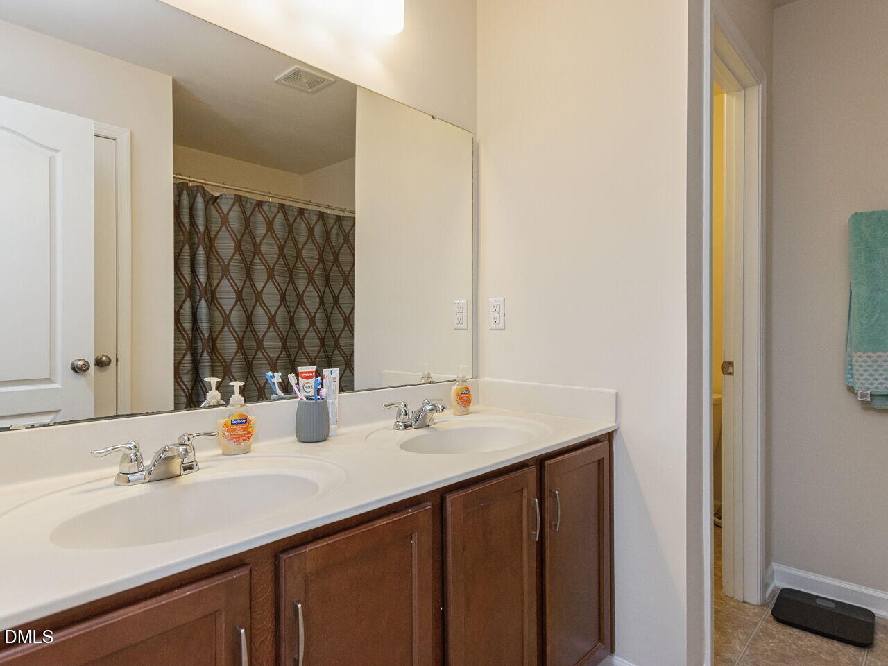 1225 Chimney Ridge Drive Property Photo 19