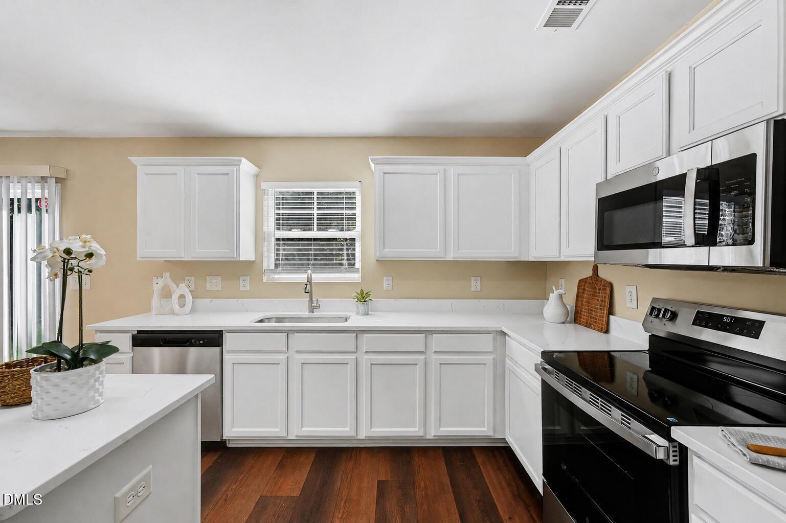 312 Ganyard Farm Way Property Photo 6