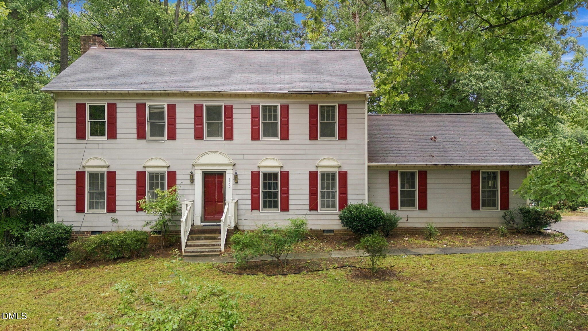 100 Escher Lane Property Photo 1