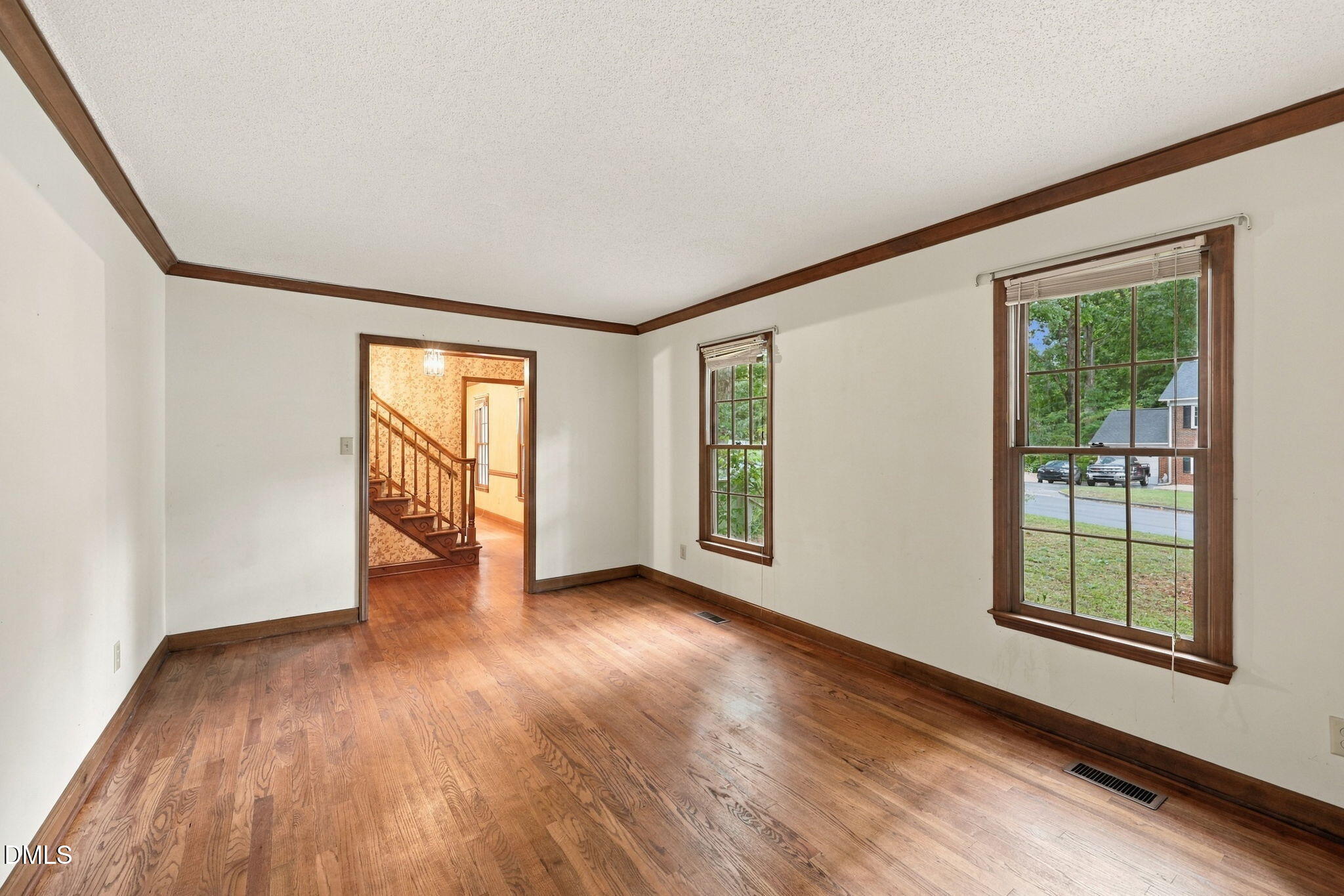 100 Escher Lane Property Photo 7