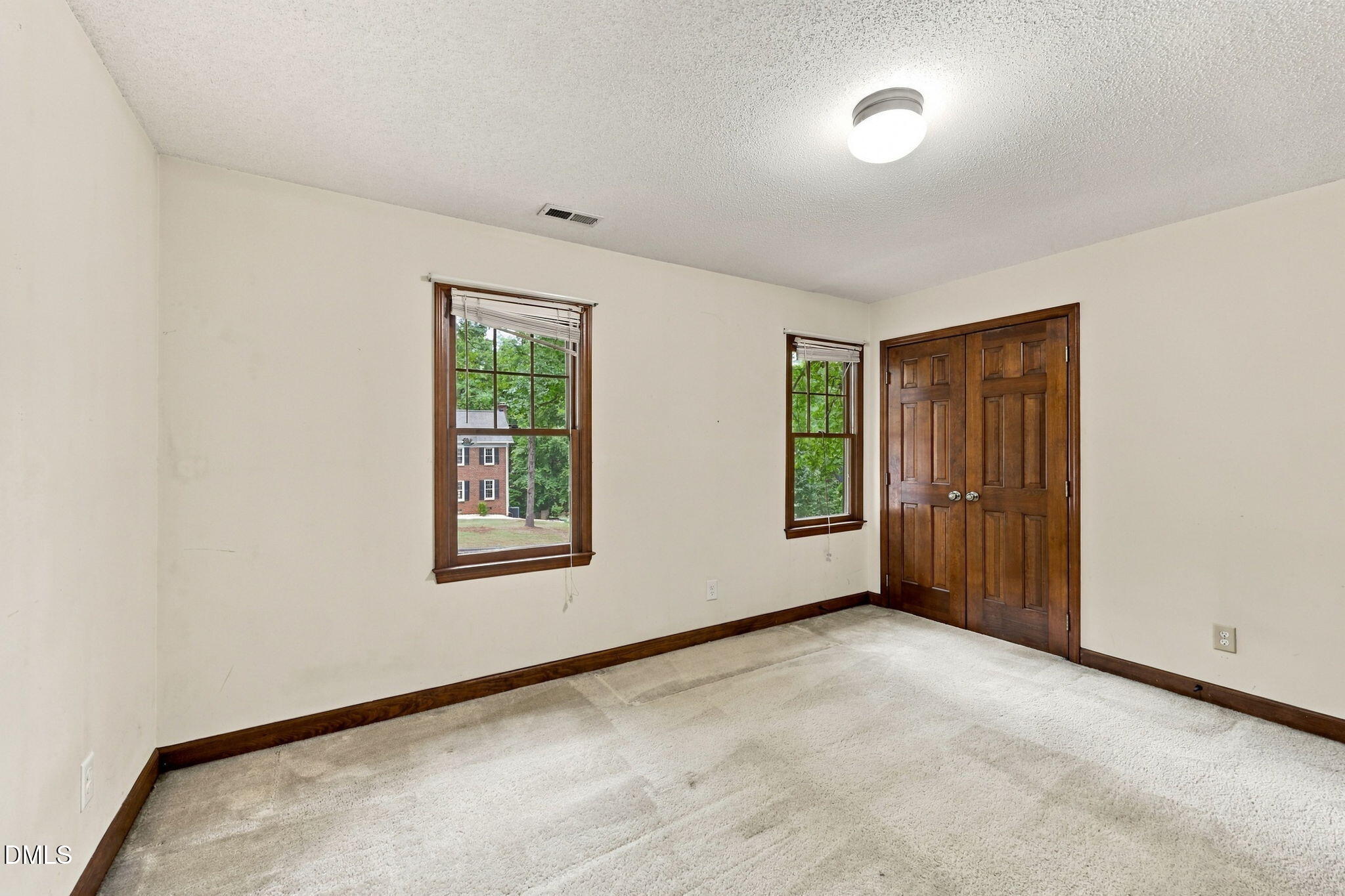 100 Escher Lane Property Photo 18