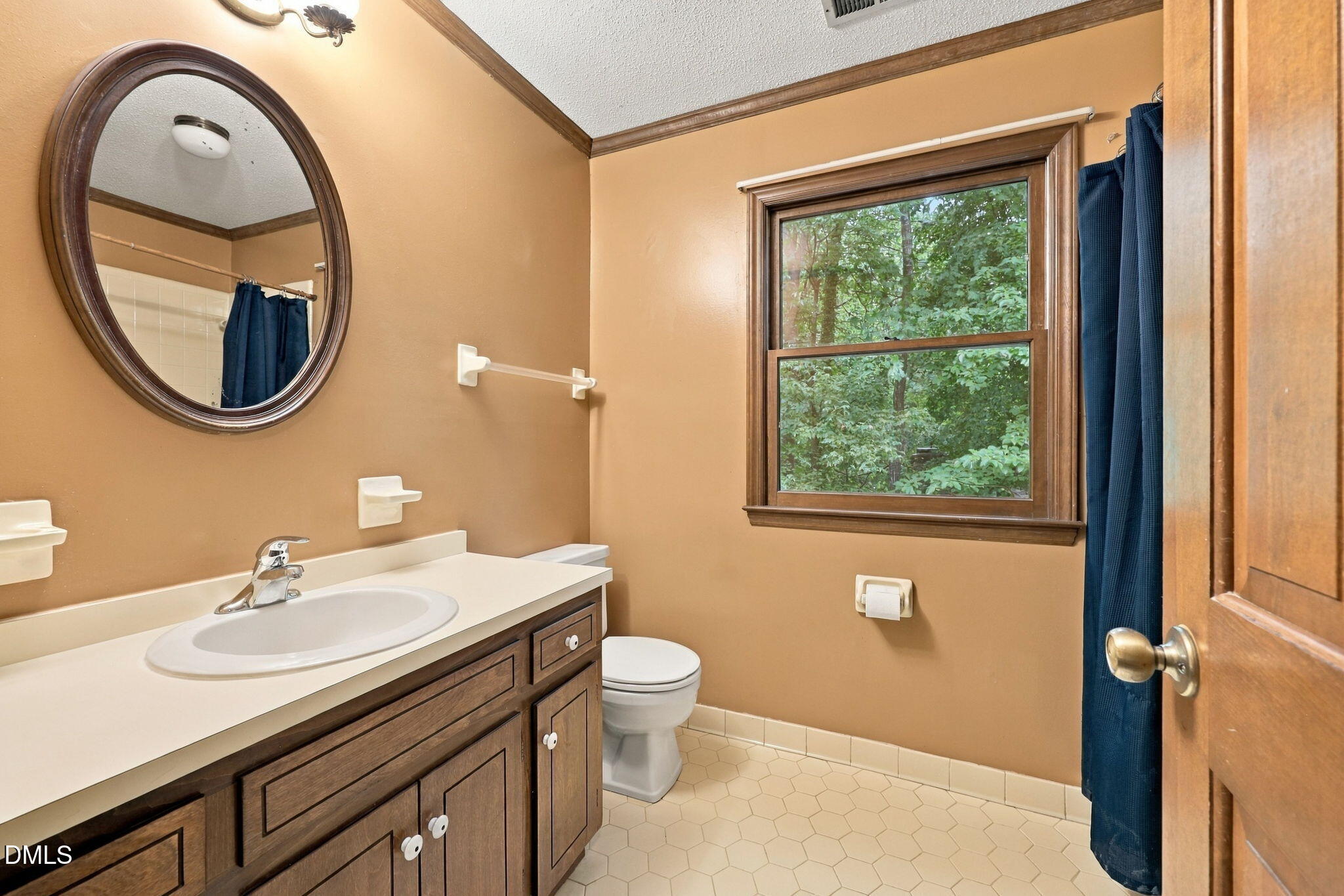 100 Escher Lane Property Photo 20