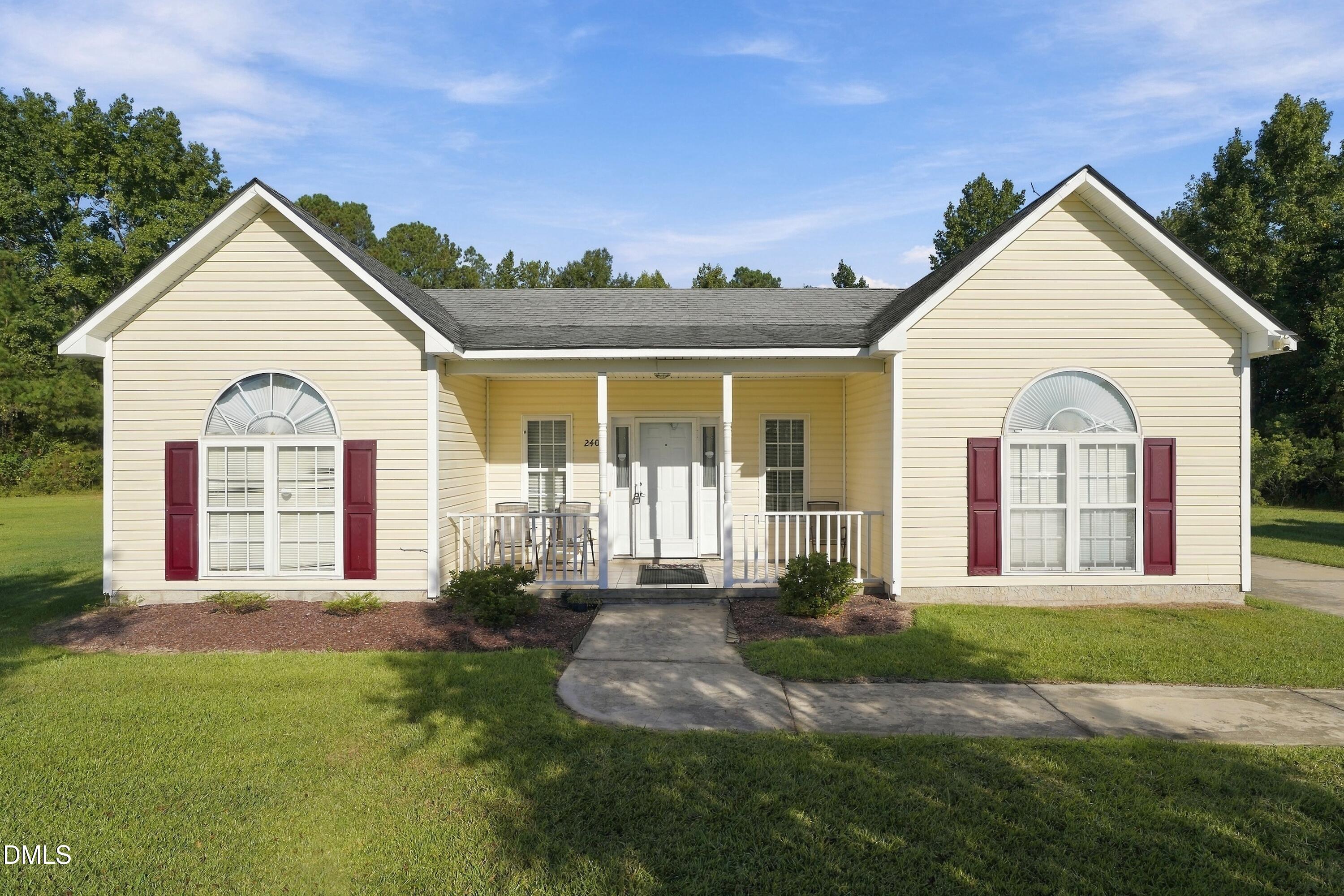 240 Katie Drive Property Photo 1