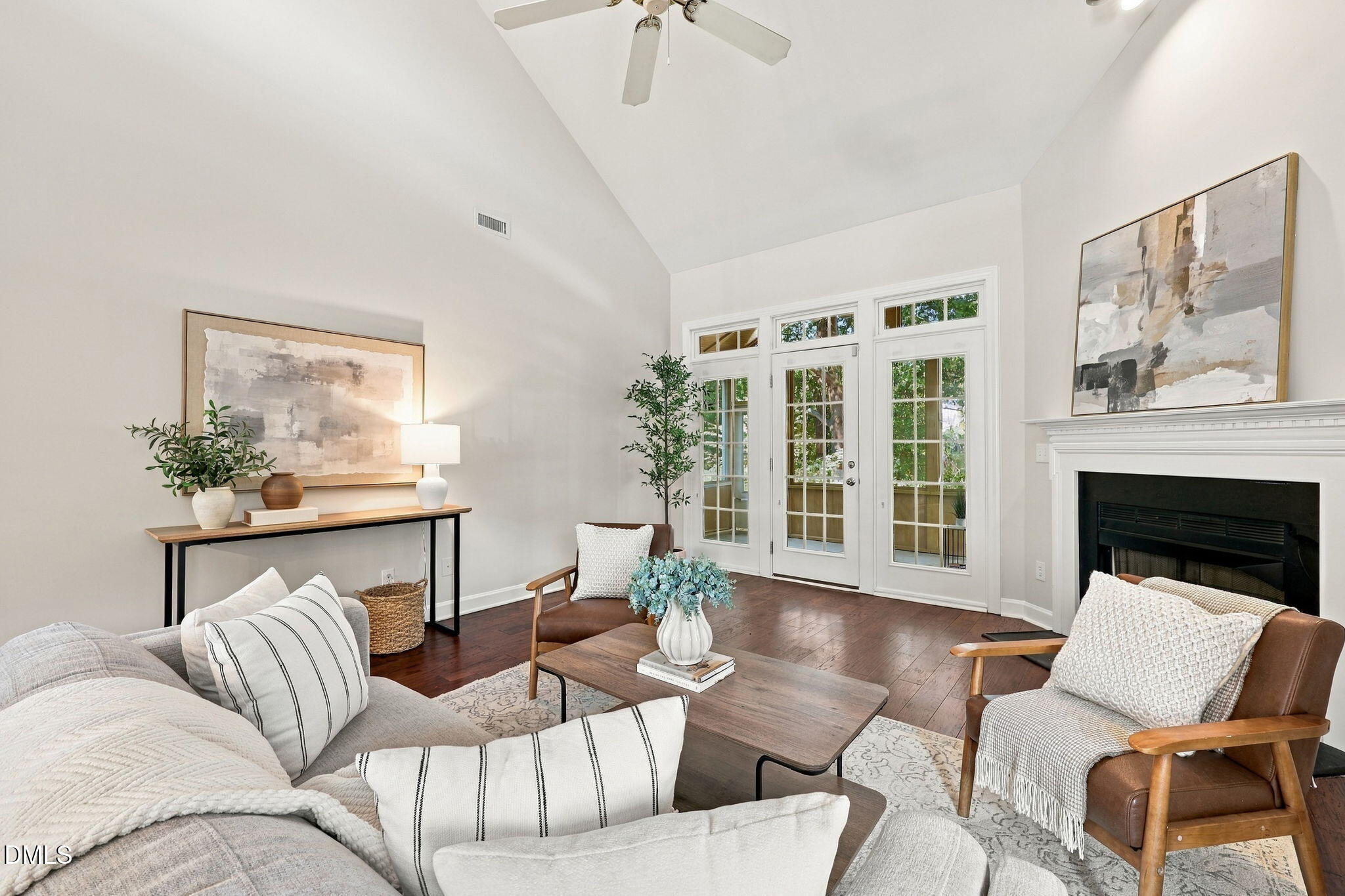 1509 Poets Glade Drive Property Photo 4