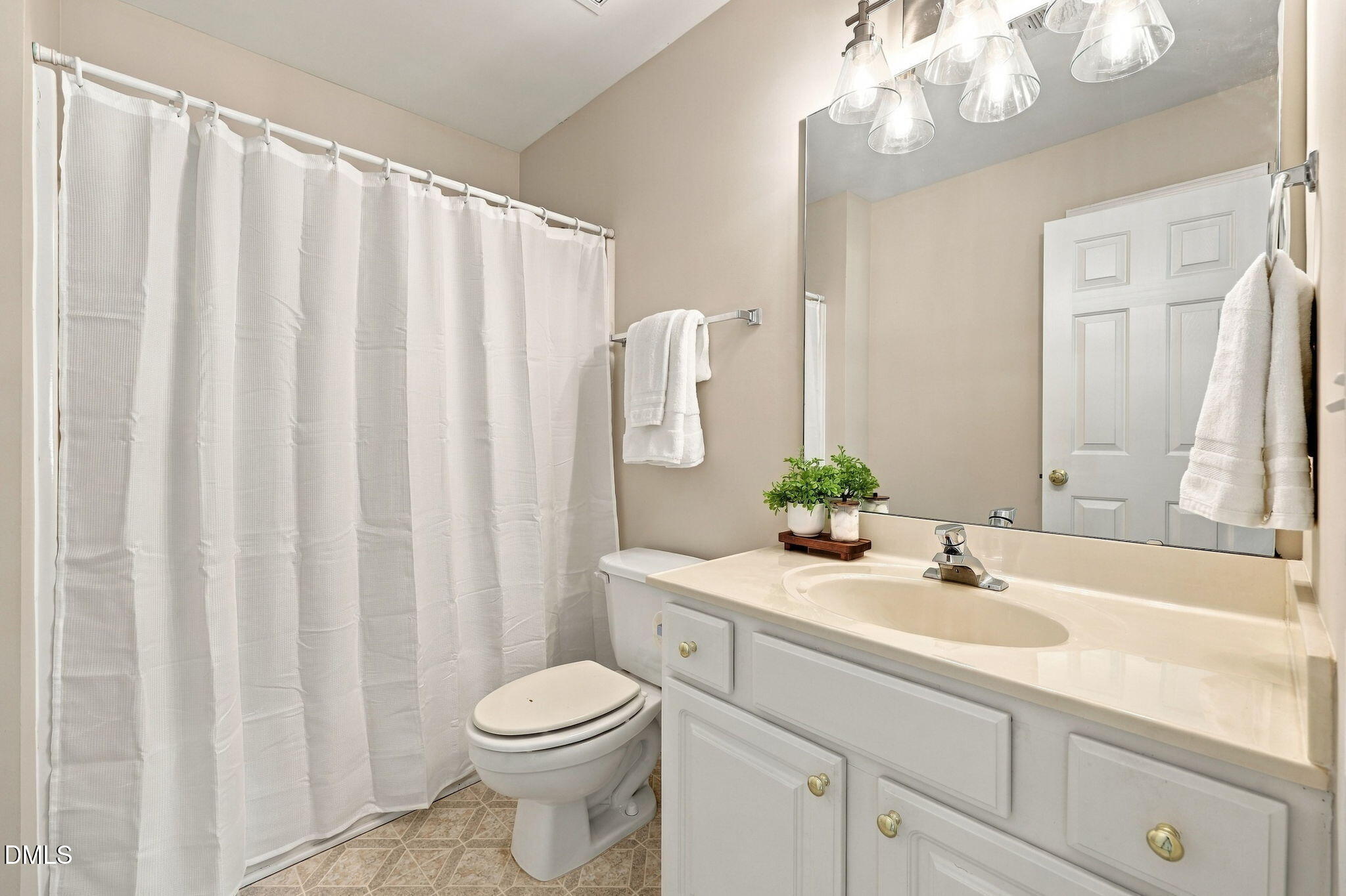 1509 Poets Glade Drive Property Photo 28