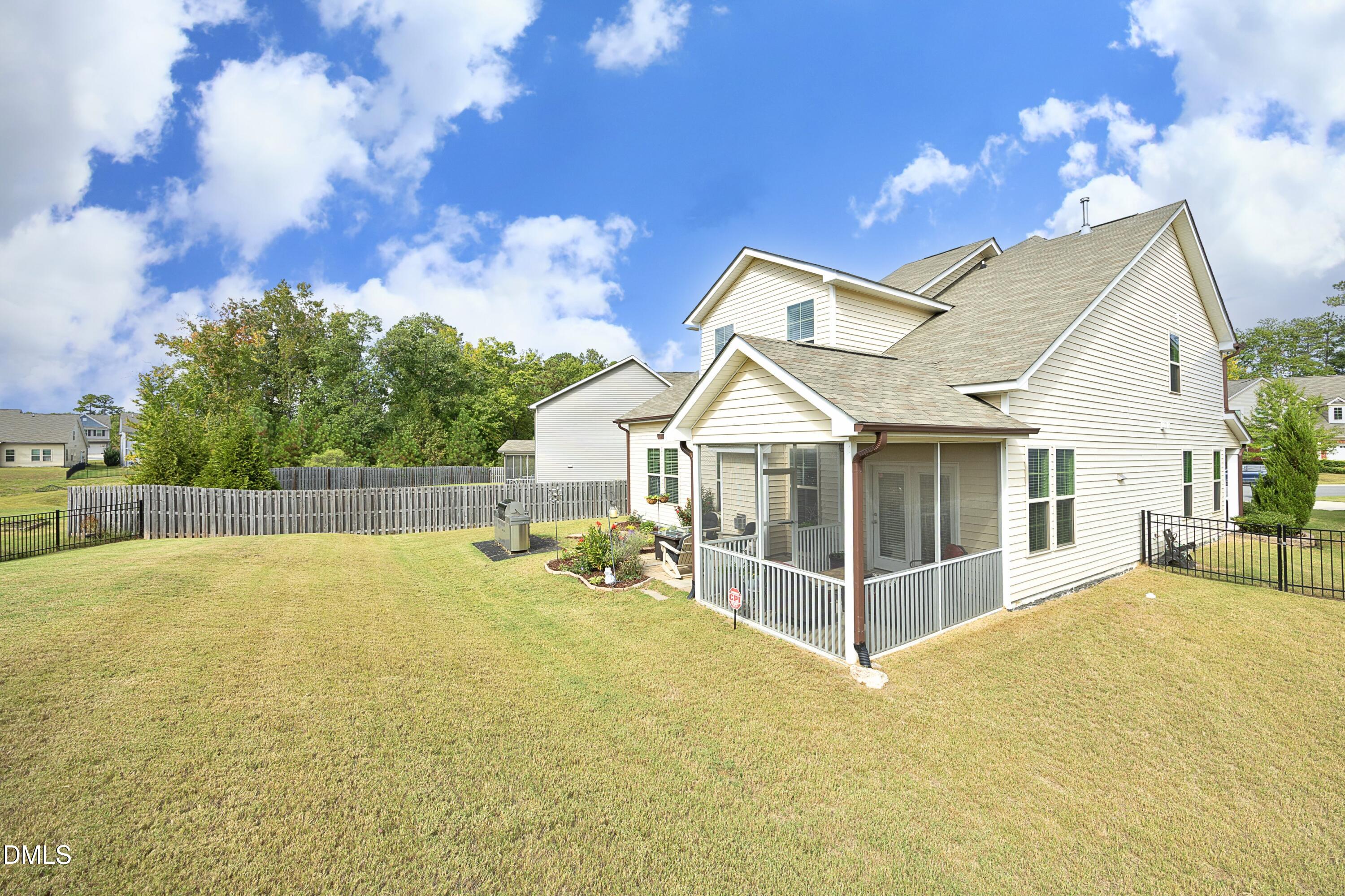2904 Long Meadow Lane Property Photo 2