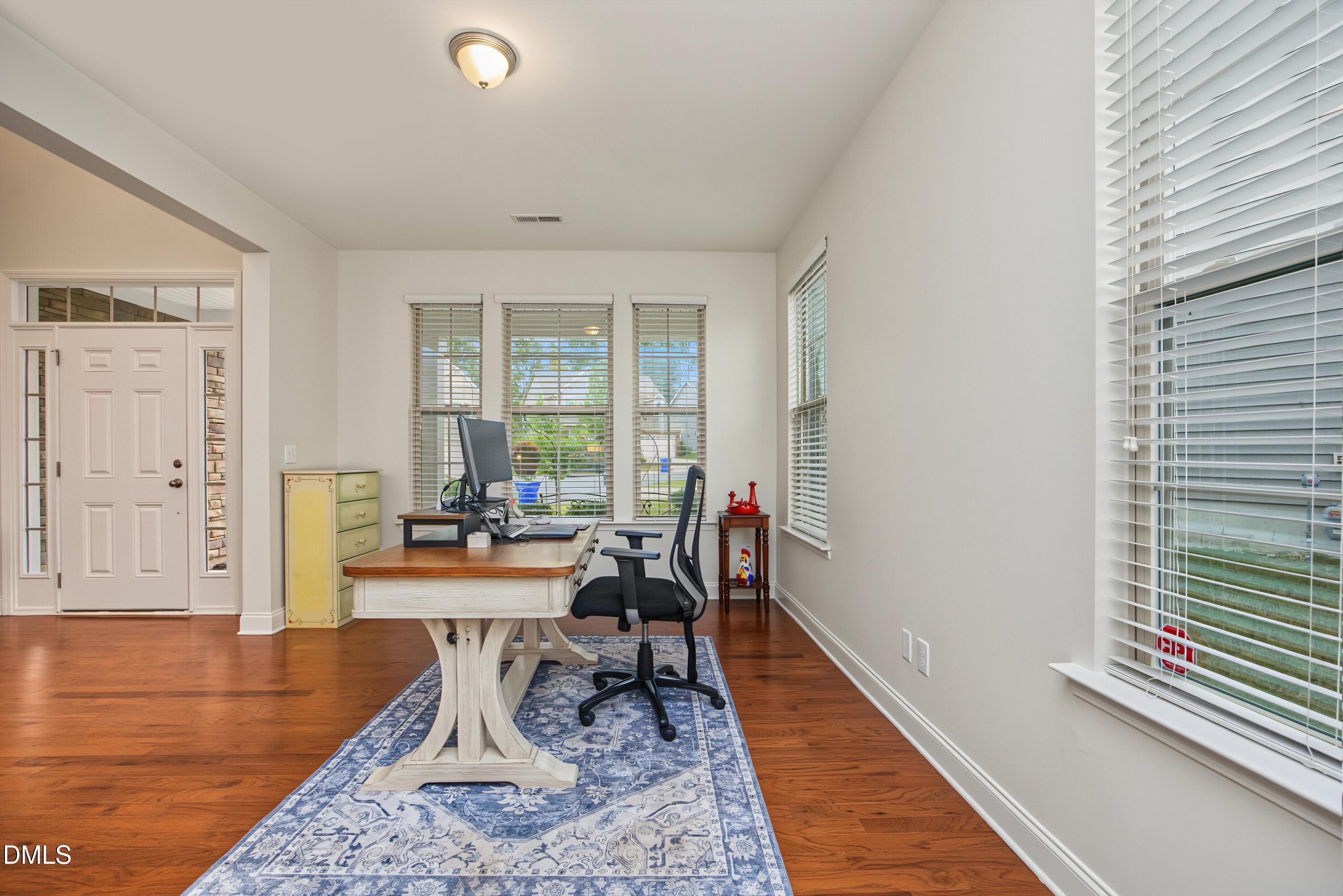 2904 Long Meadow Lane Property Photo 8