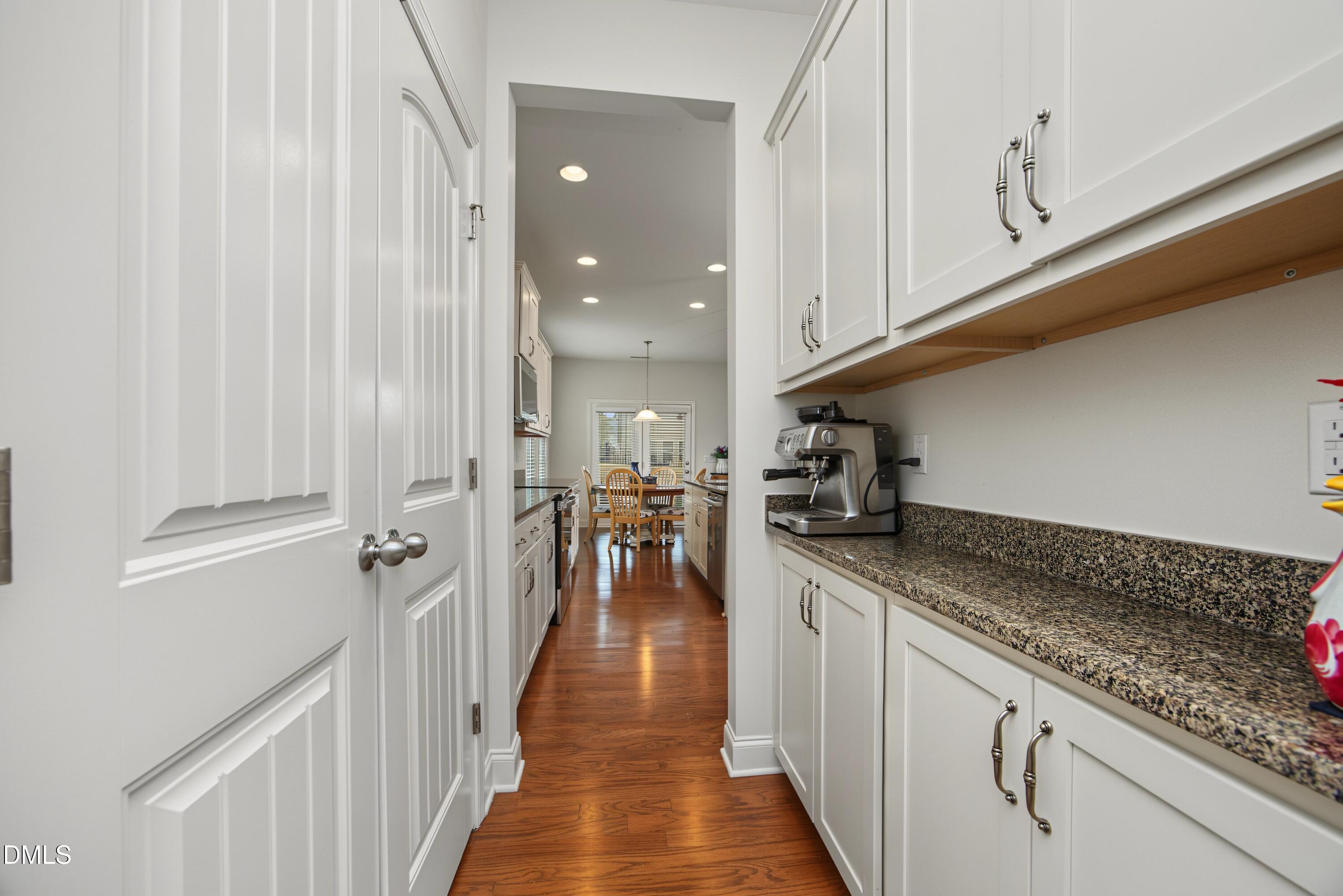 2904 Long Meadow Lane Property Photo 18