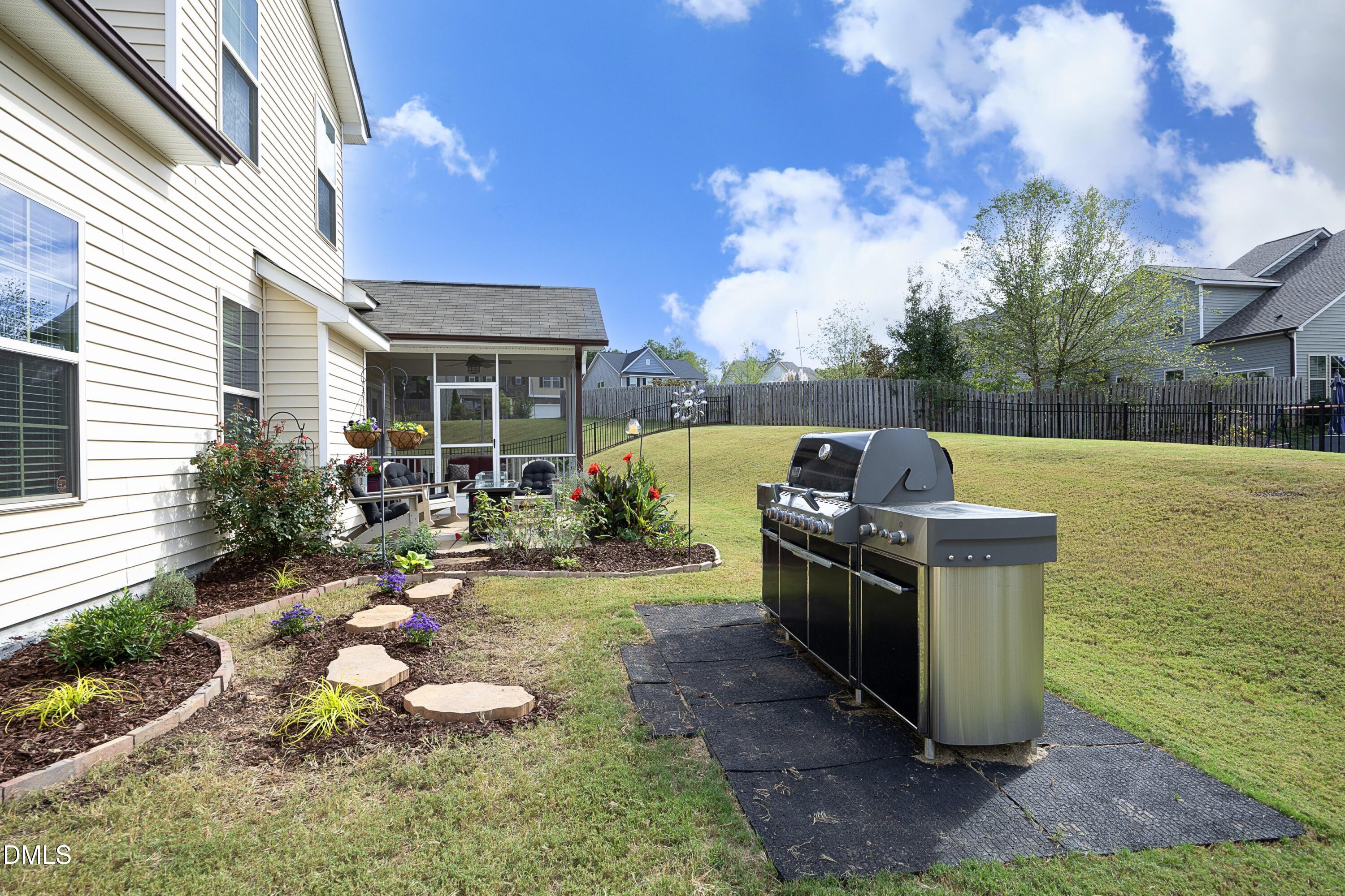 2904 Long Meadow Lane Property Photo 38