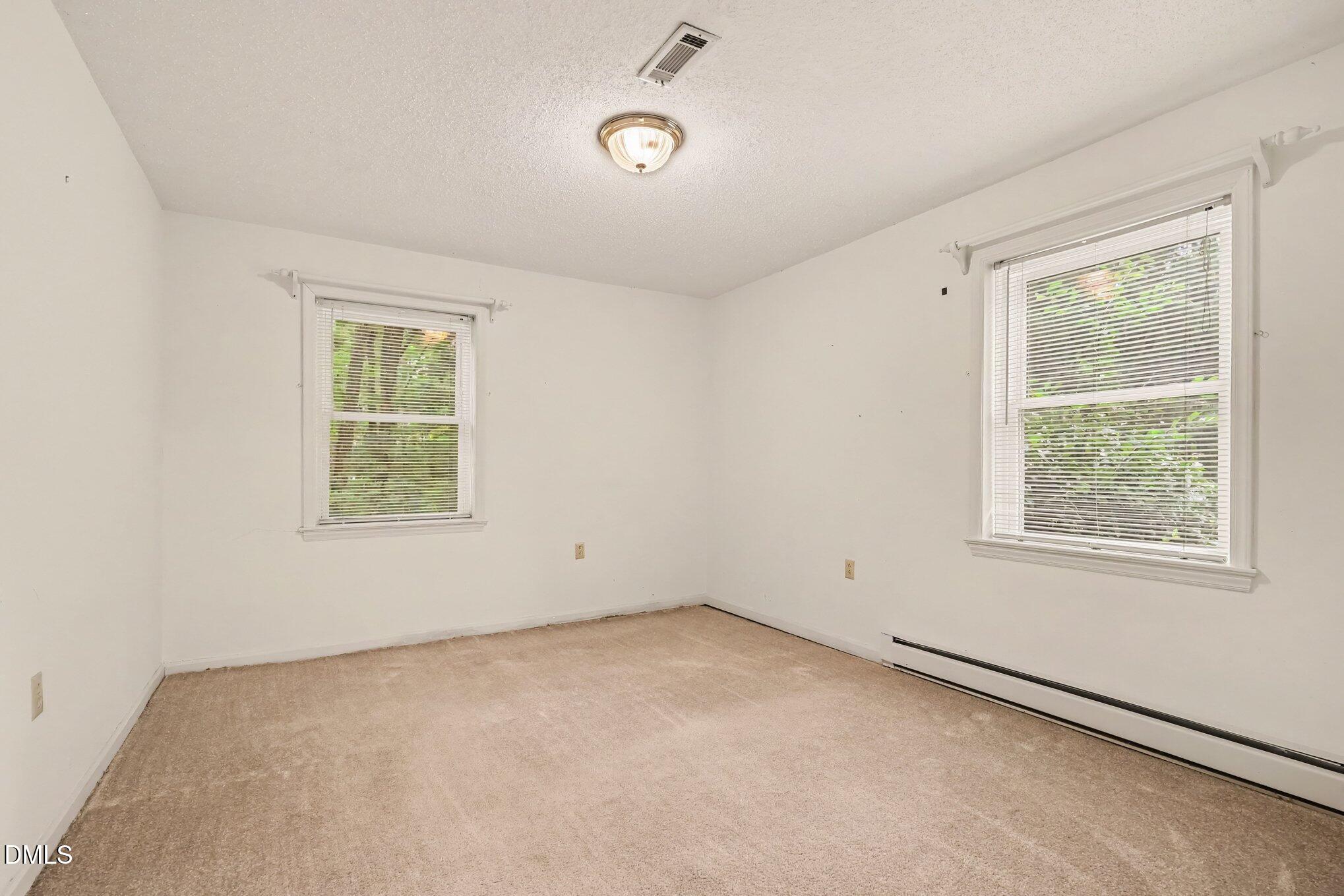 1001 Parkwood Drive Property Photo 21