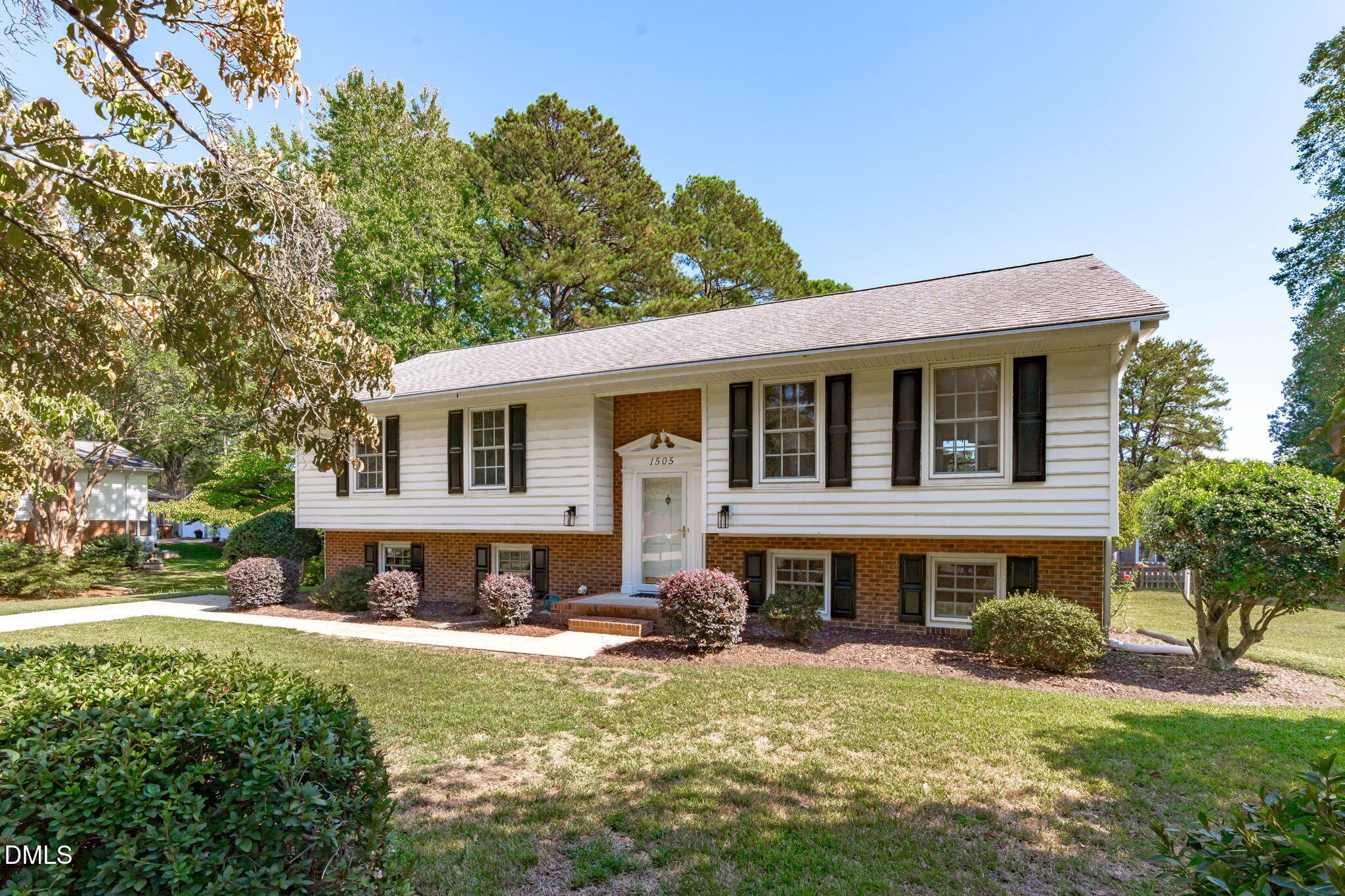 1505 Kennon Property Photo 1