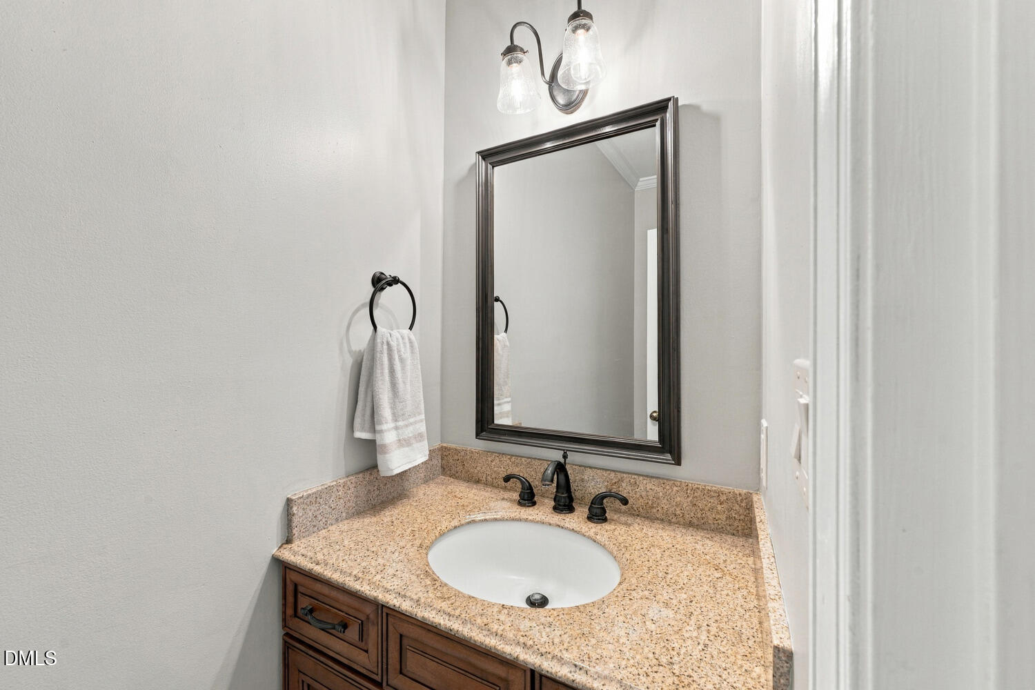 2213 Countrywood North Road N Property Photo 35