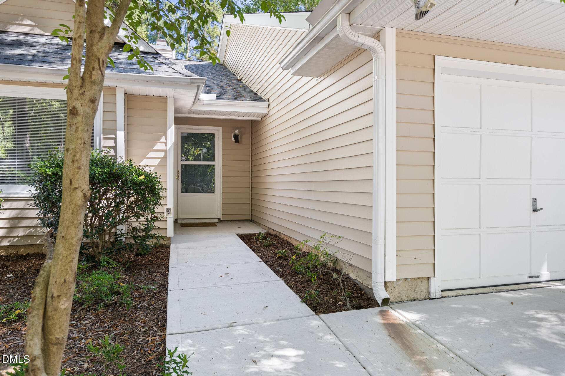 101 Standish Drive Property Photo 1