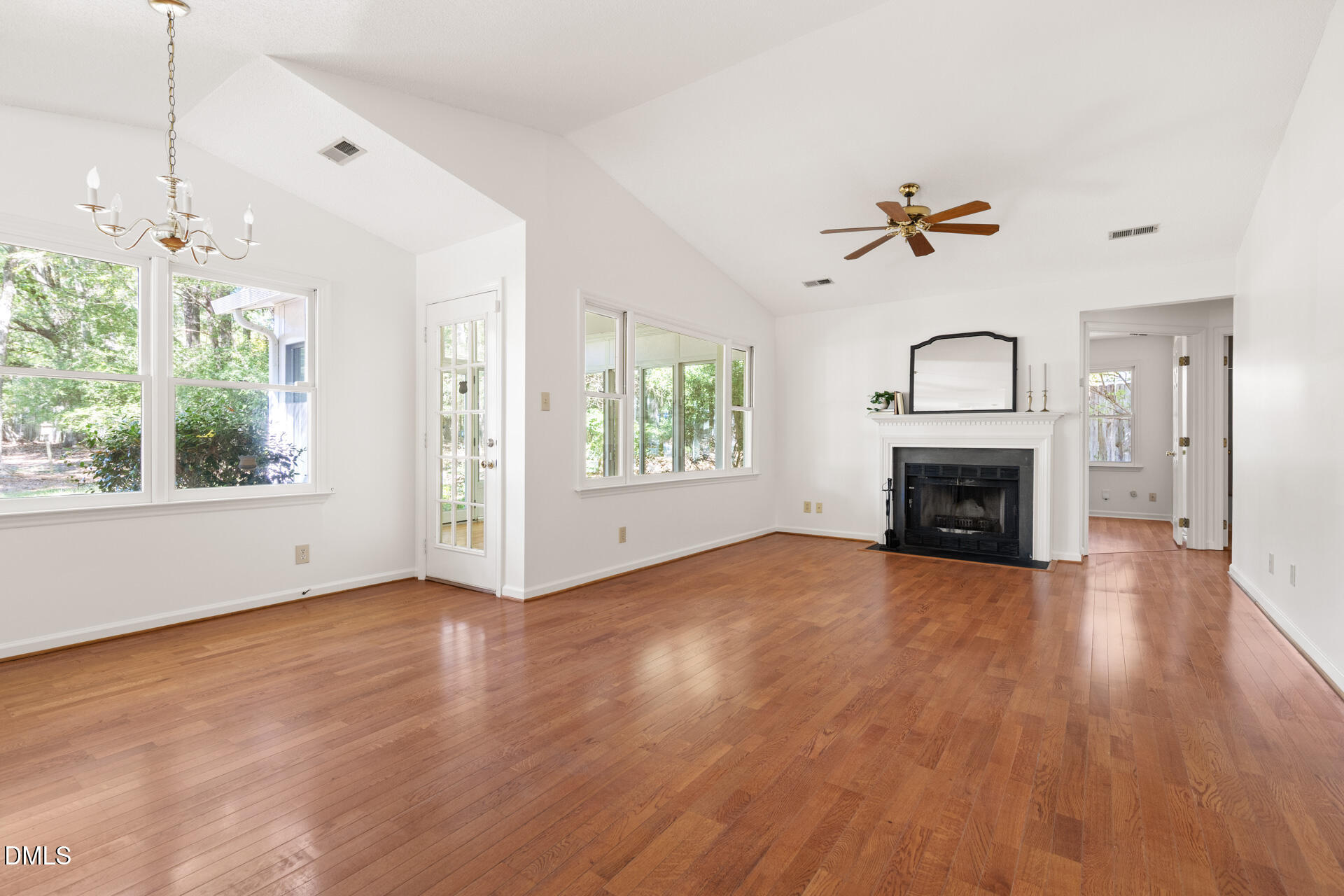 101 Standish Drive Property Photo 9