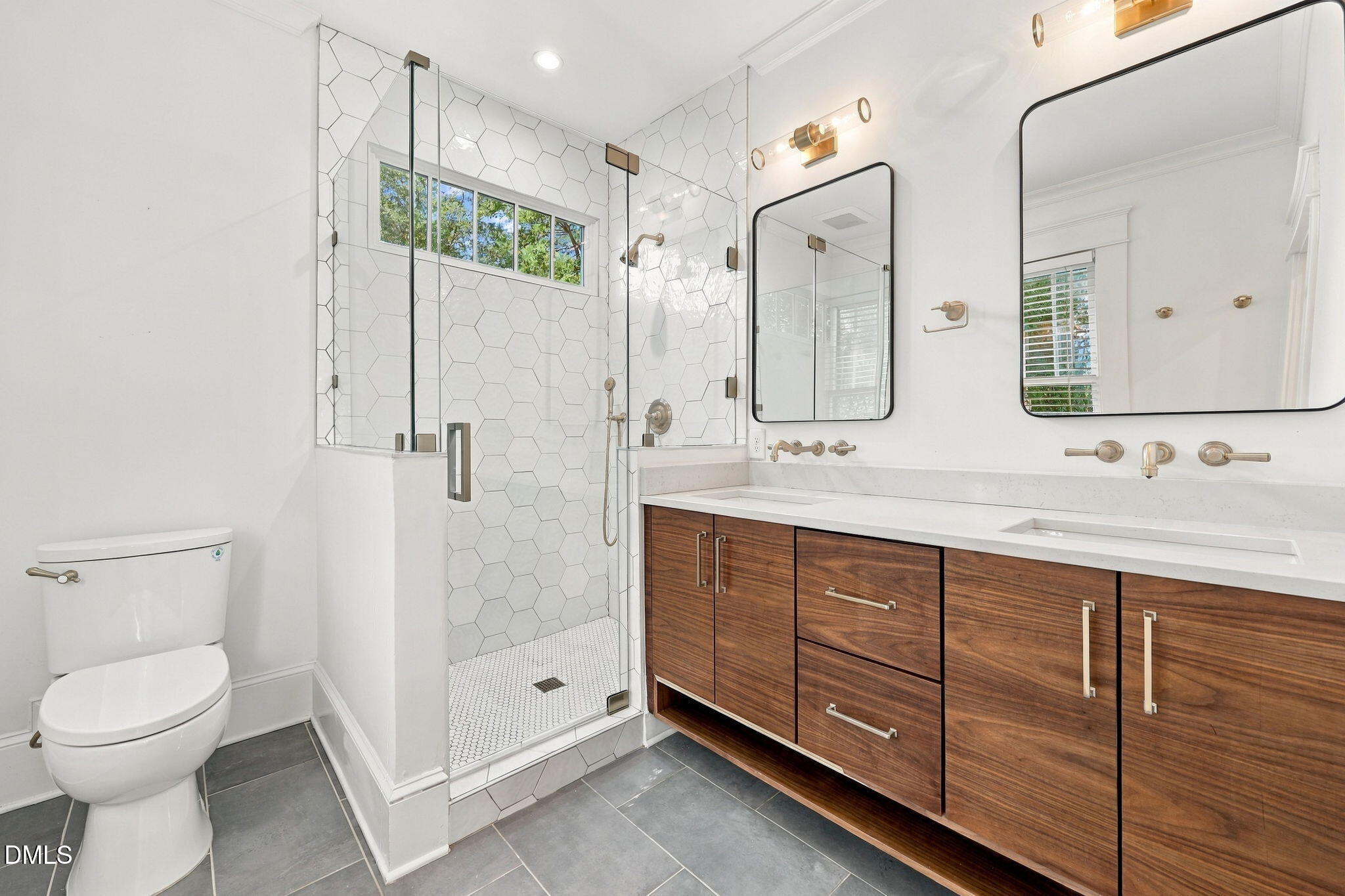 1305 Maryland Avenue Property Photo 33