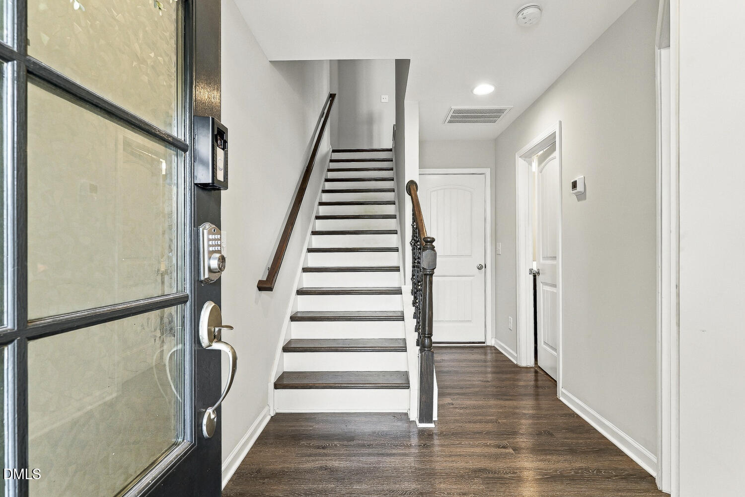 5304 Beckom Street Property Photo 4