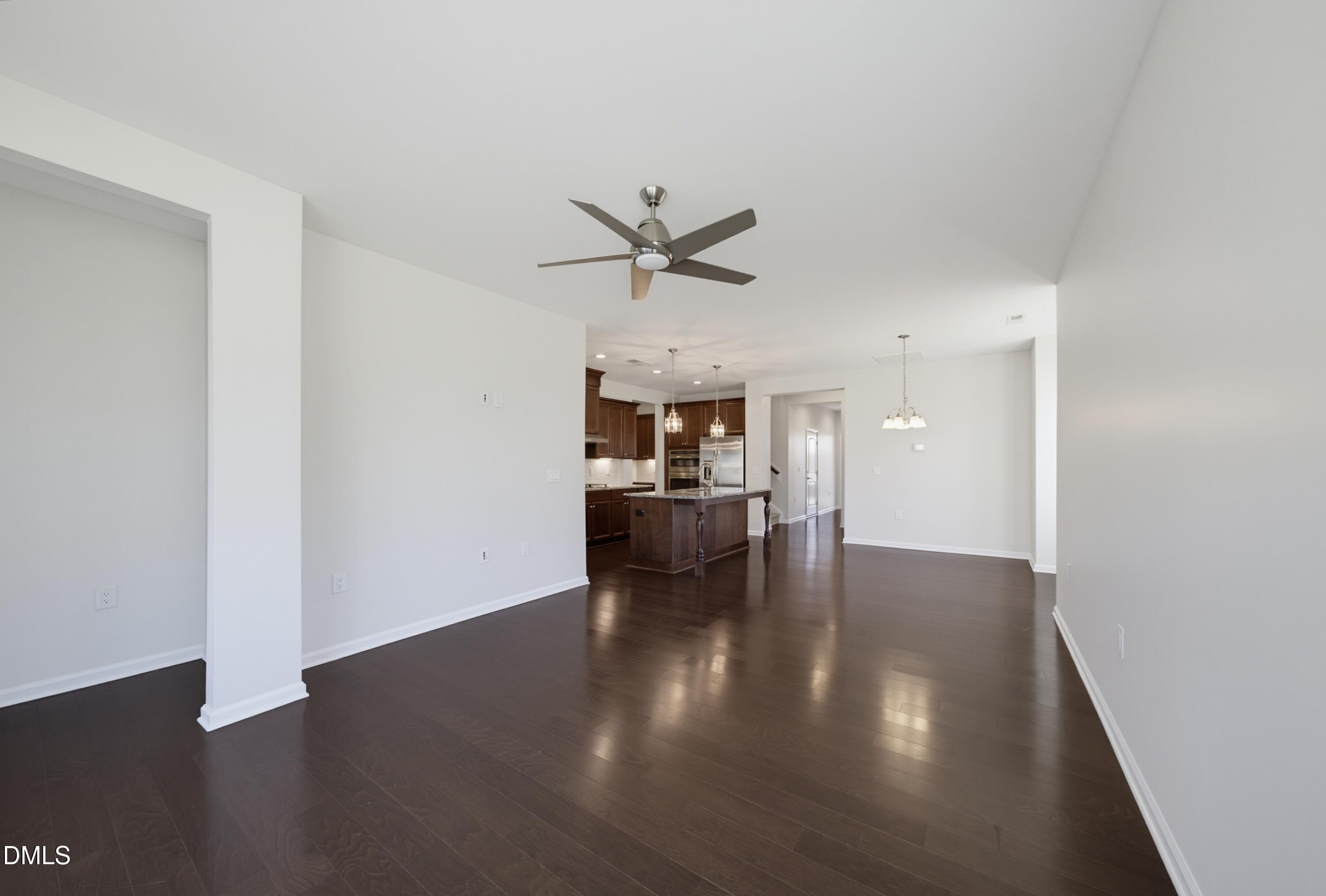 1012 Twain Trail Property Photo 4