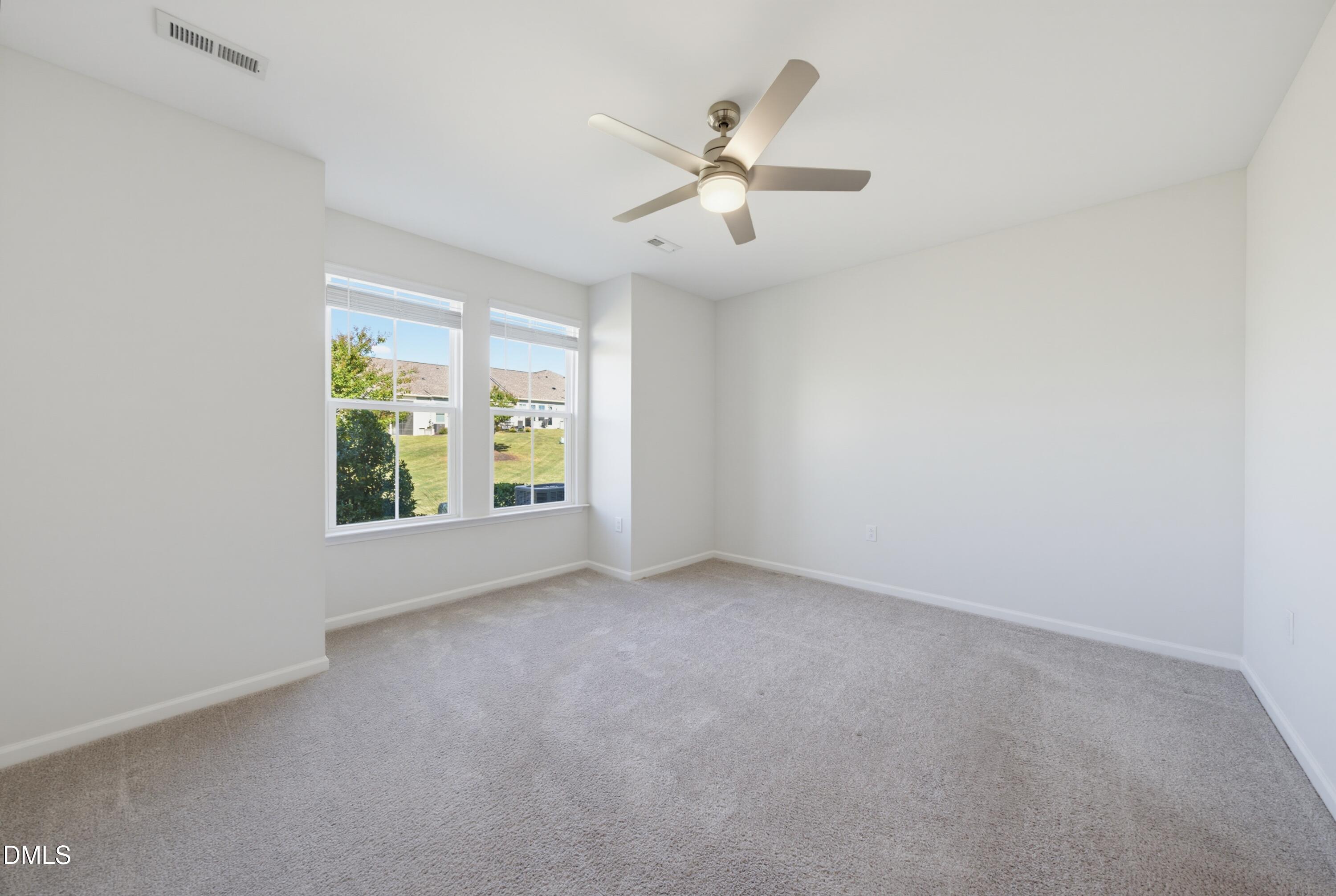 1012 Twain Trail Property Photo 6