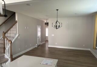 744 Ridge Cliff Lane Property Photo 6