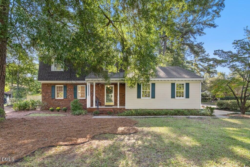 1215 S Crescent Drive Property Photo 3
