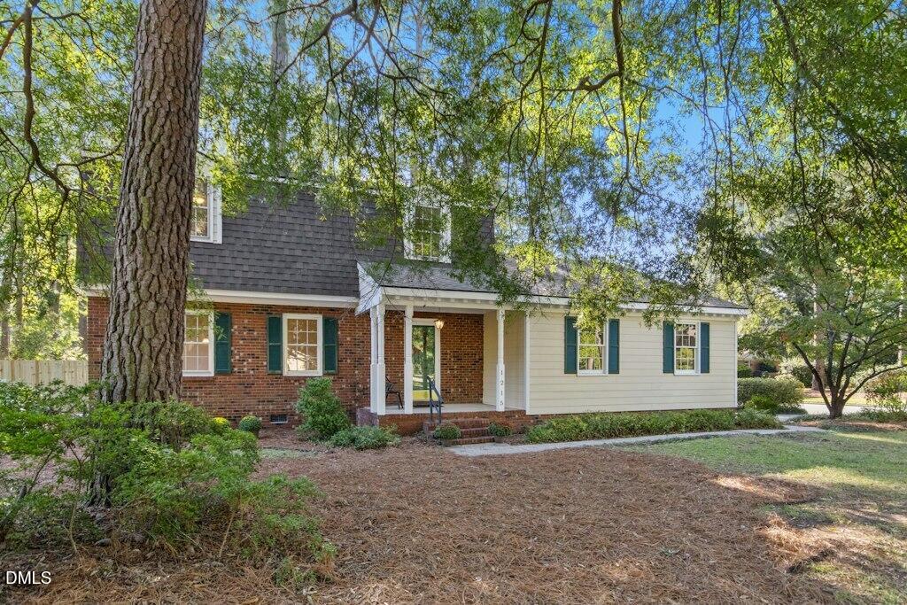 1215 S Crescent Drive Property Photo 4