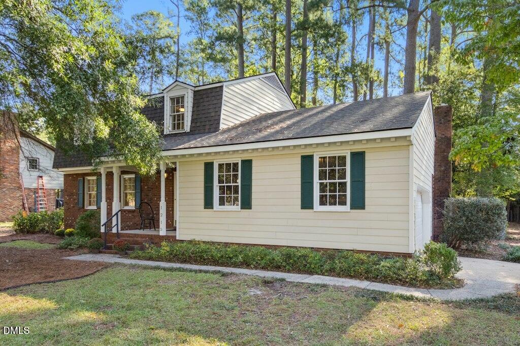 1215 S Crescent Drive Property Photo 5