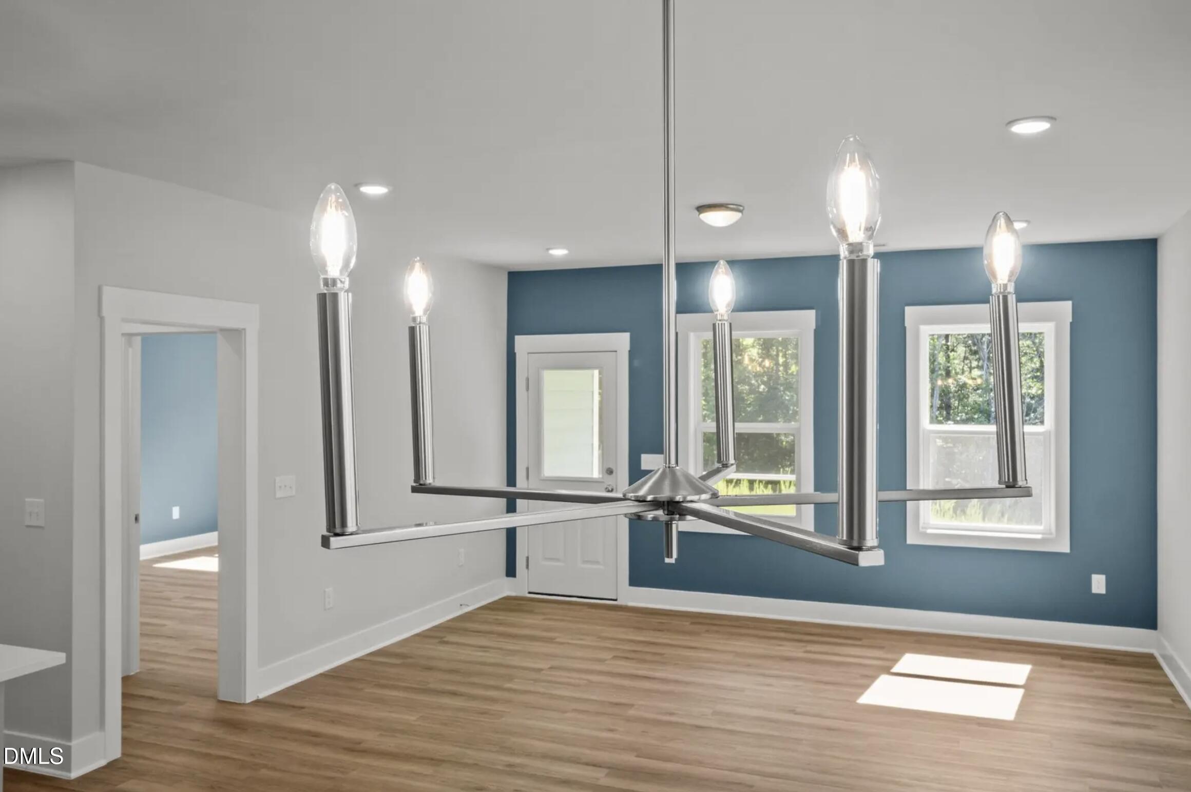 1009 Pinhook Lane Property Photo 3