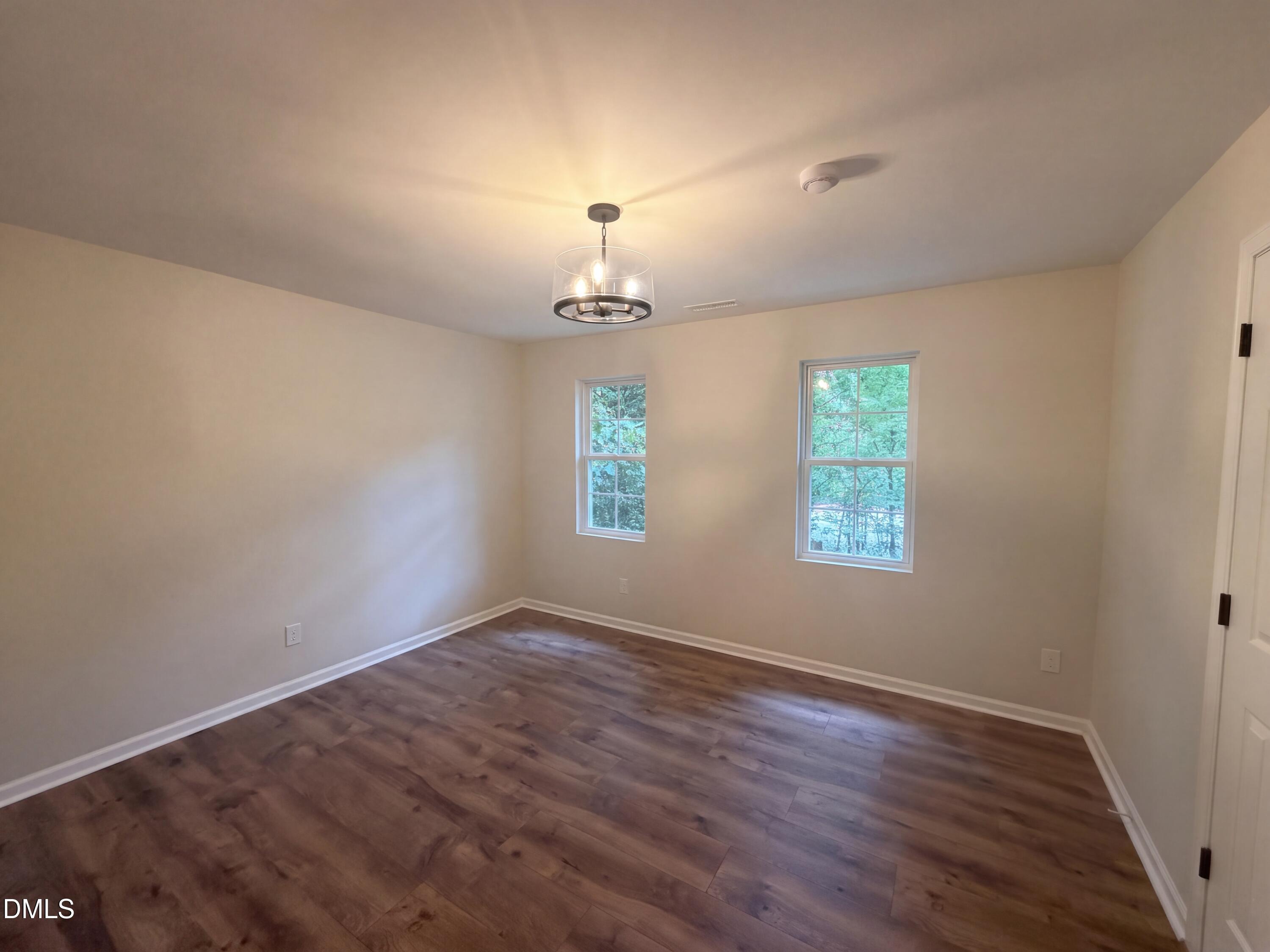 5716 N Hills Drive Property Photo 8