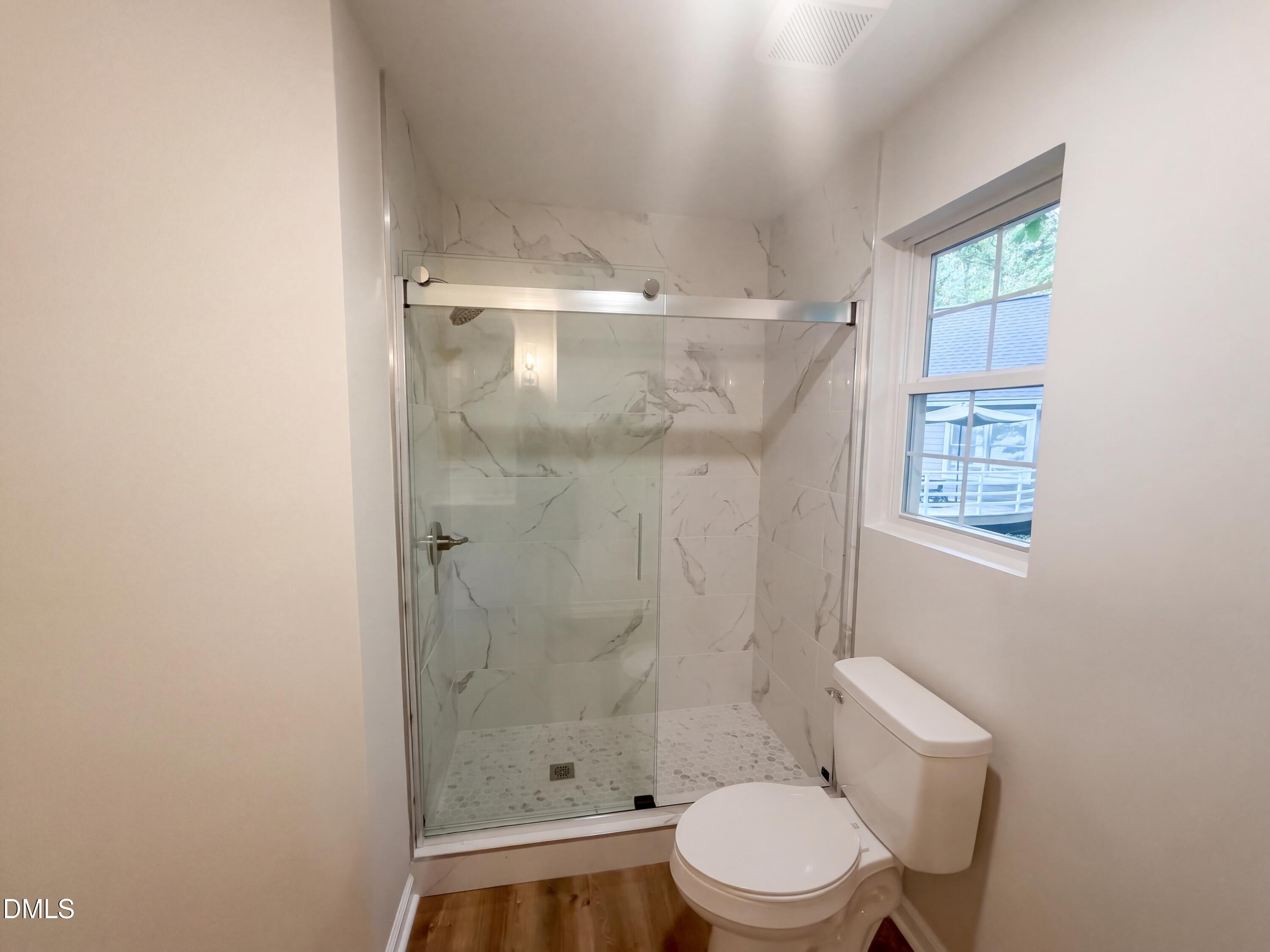 5716 N Hills Drive Property Photo 11