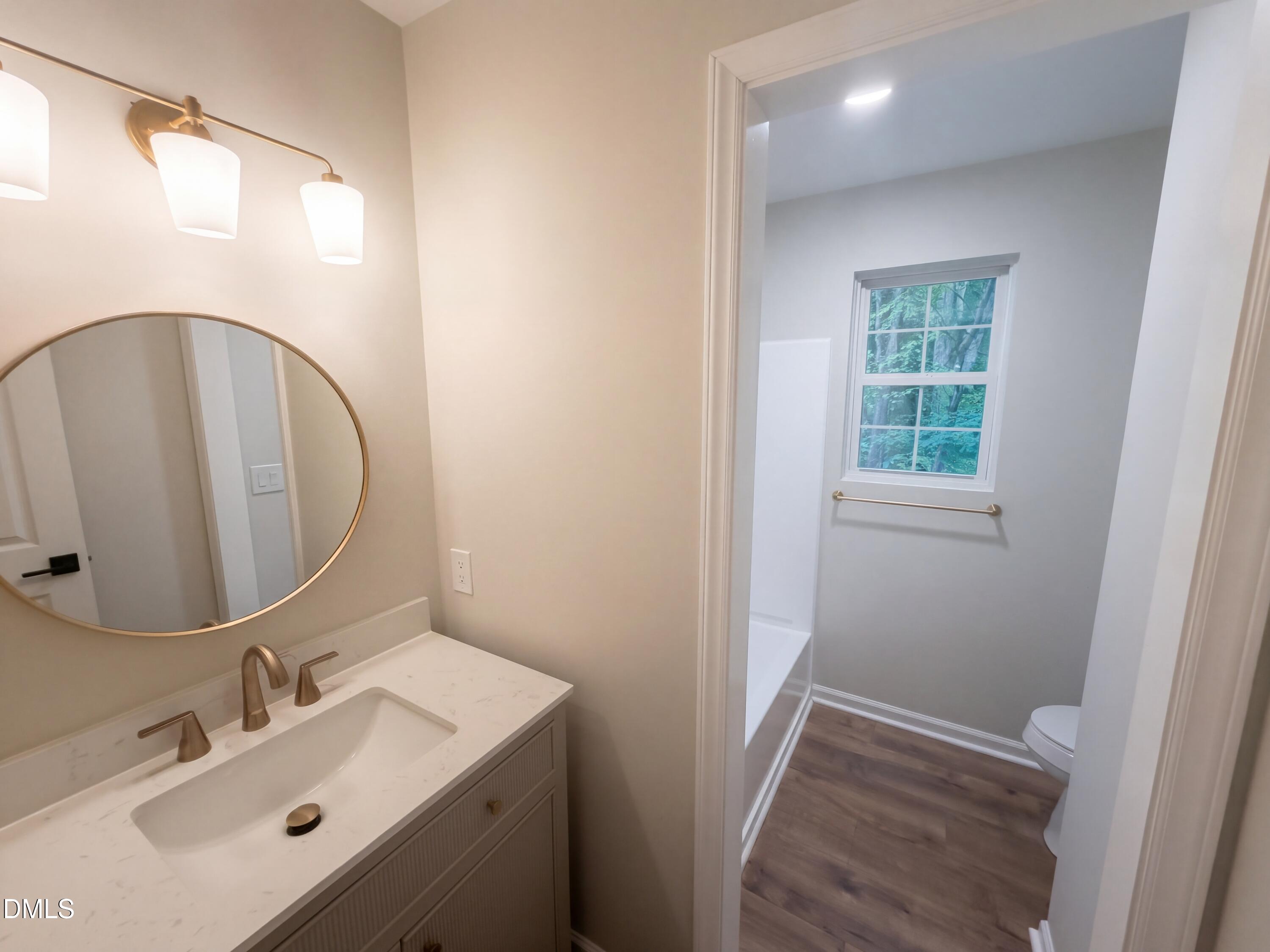 5716 N Hills Drive Property Photo 12