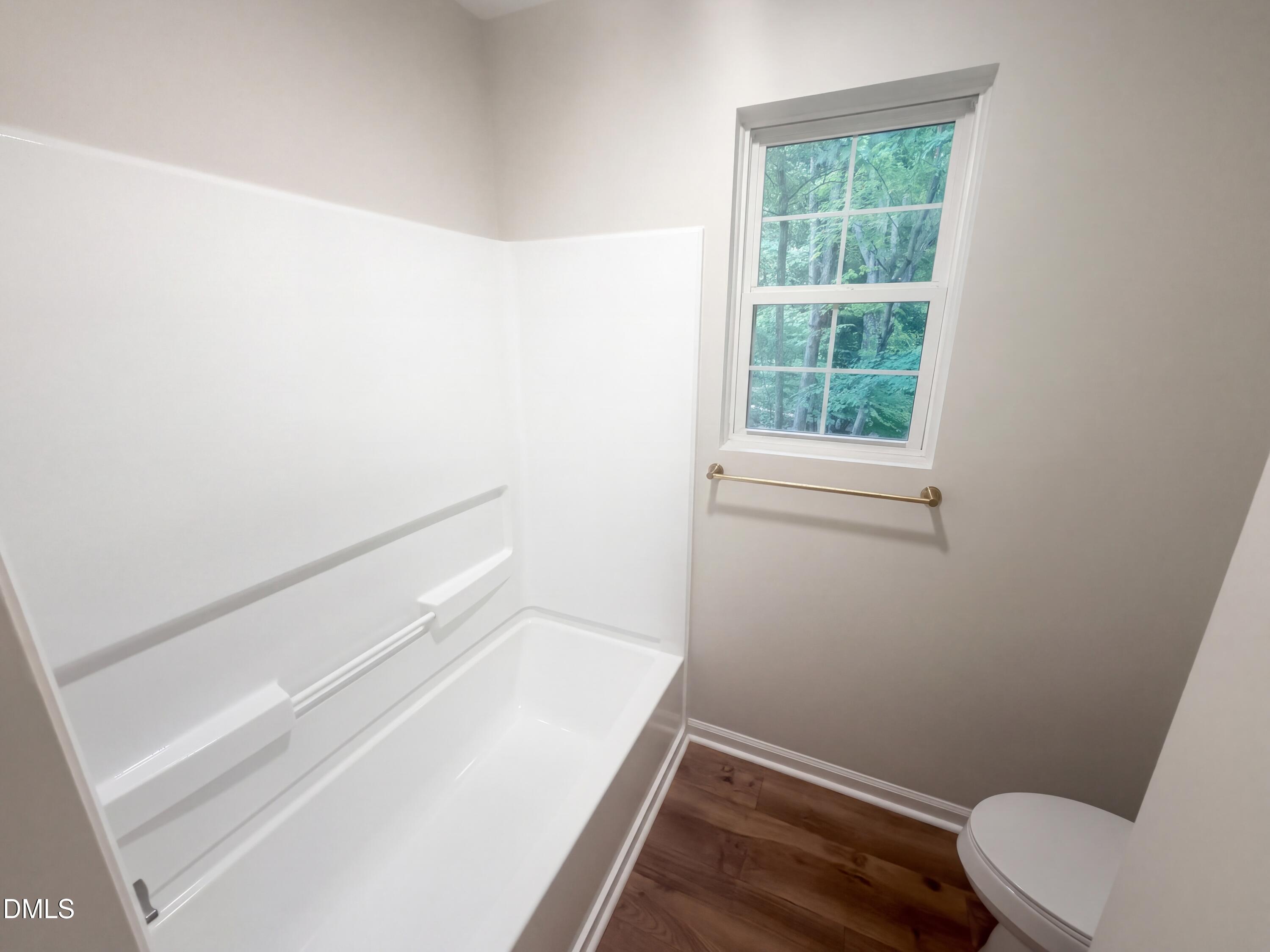 5716 N Hills Drive Property Photo 13