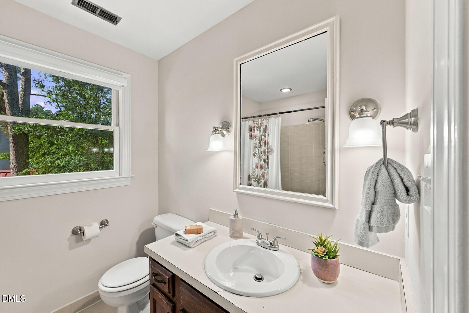 105 Pinewood Drive Property Photo 27