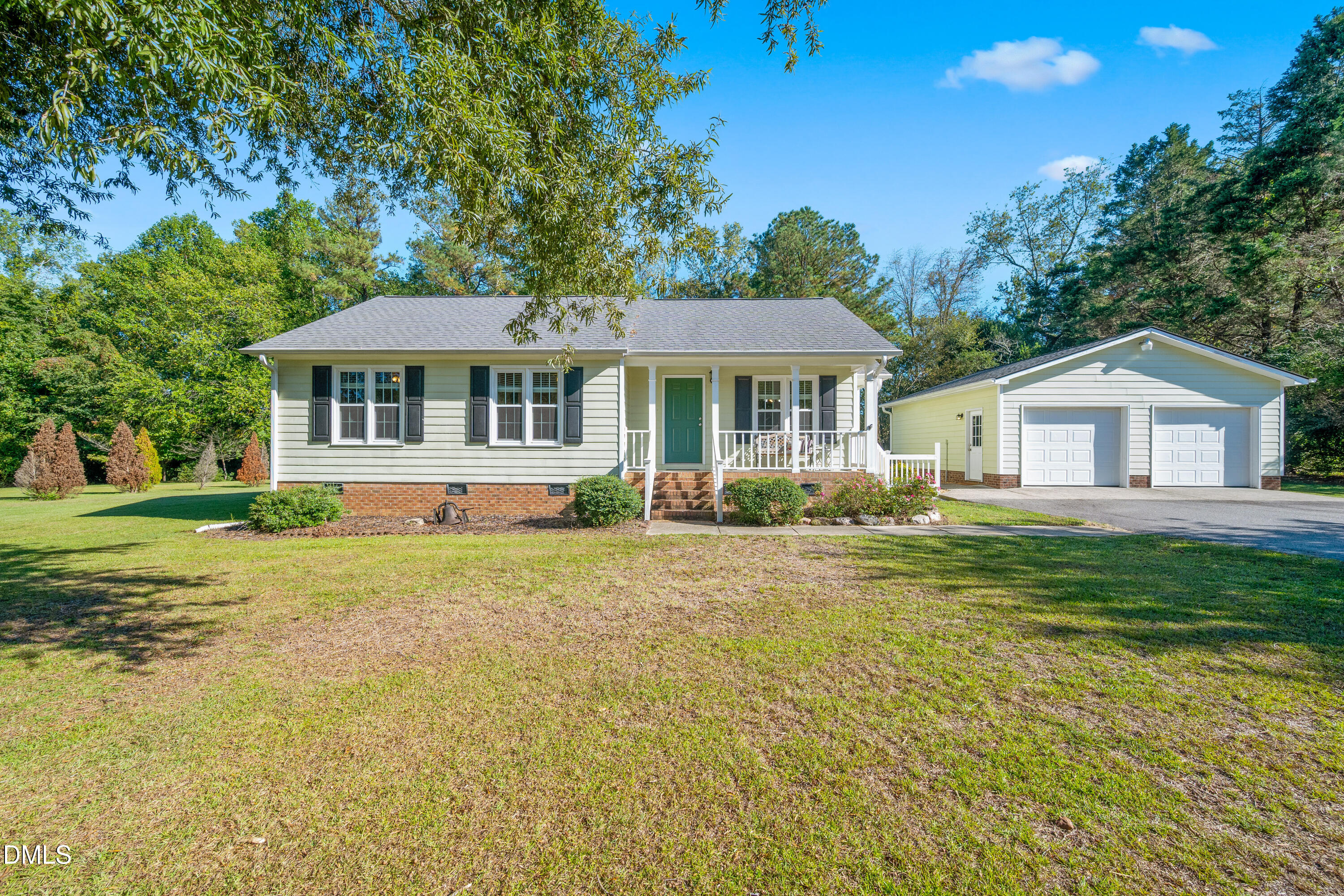 5006 Country Day Drive Property Photo 1
