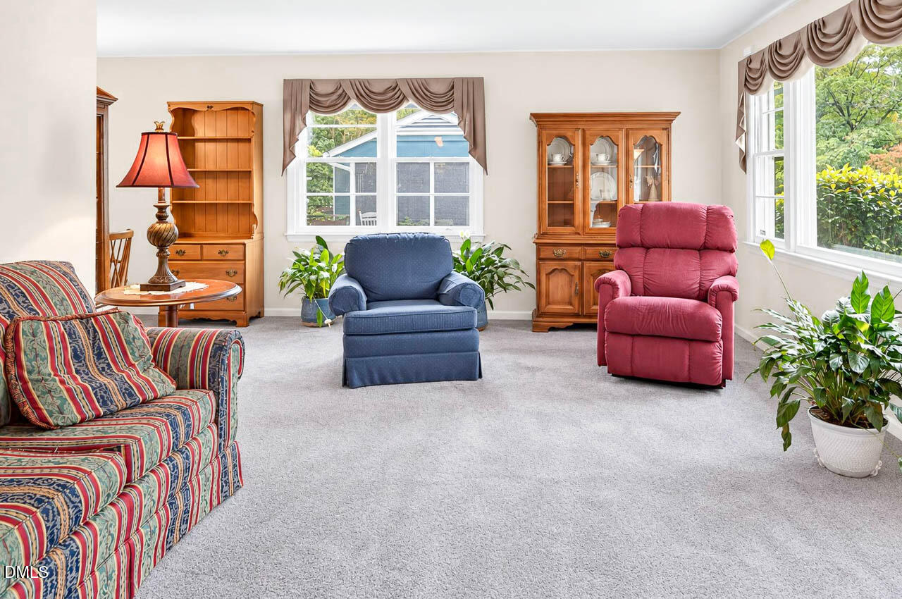 2126 Woodview Drive Property Photo 2