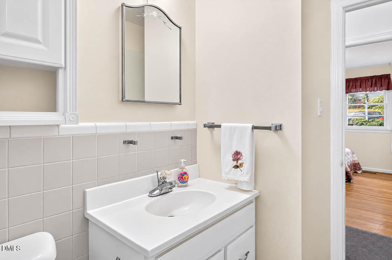 2126 Woodview Drive Property Photo 21