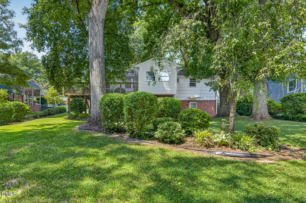 2126 Woodview Drive Property Photo 32
