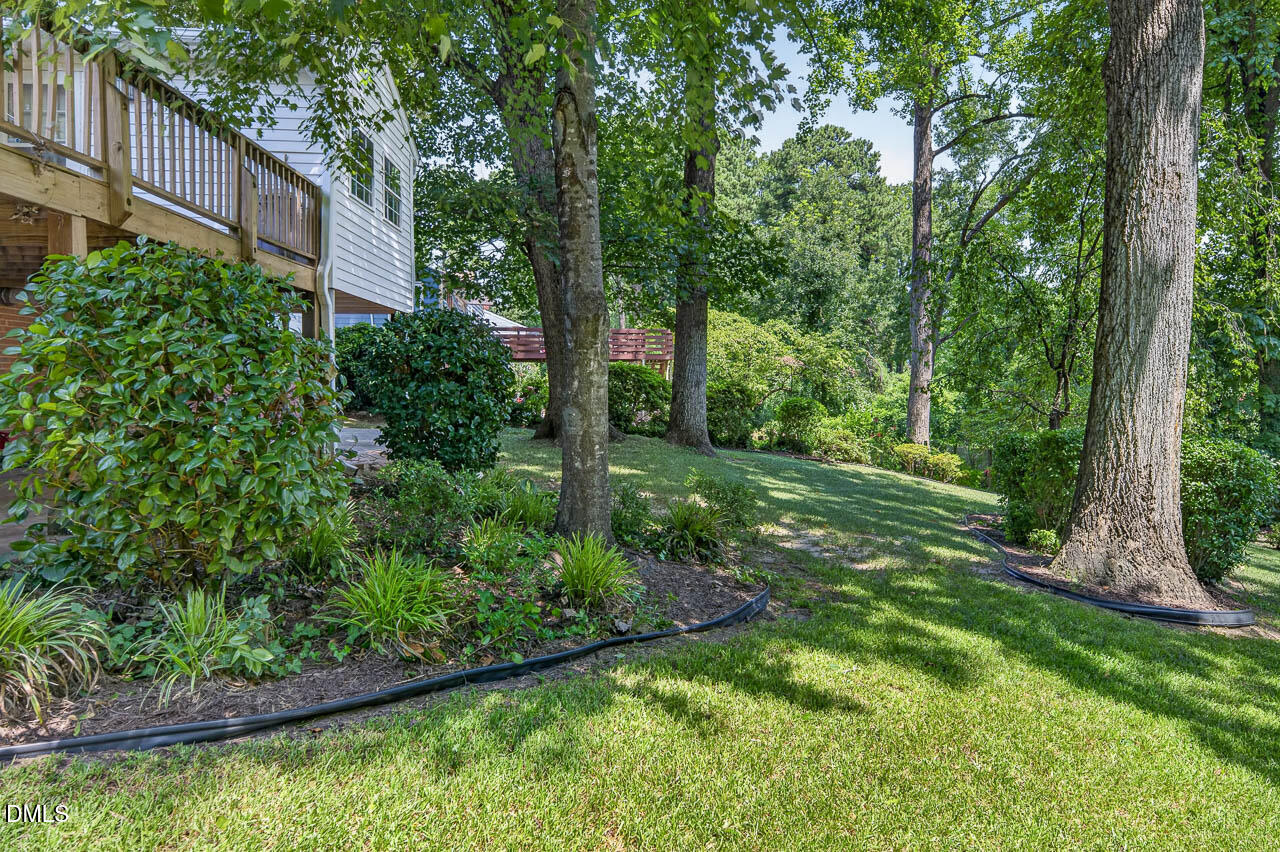 2126 Woodview Drive Property Photo 34